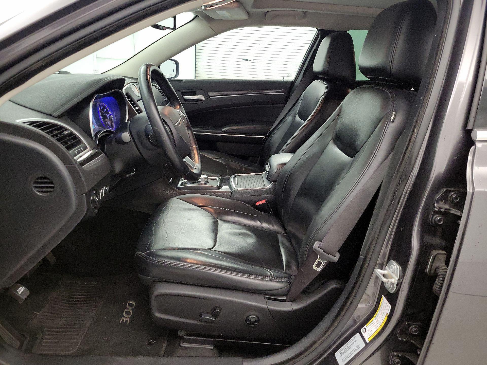 Thumbnail: 2016 Chrysler 300 - 11