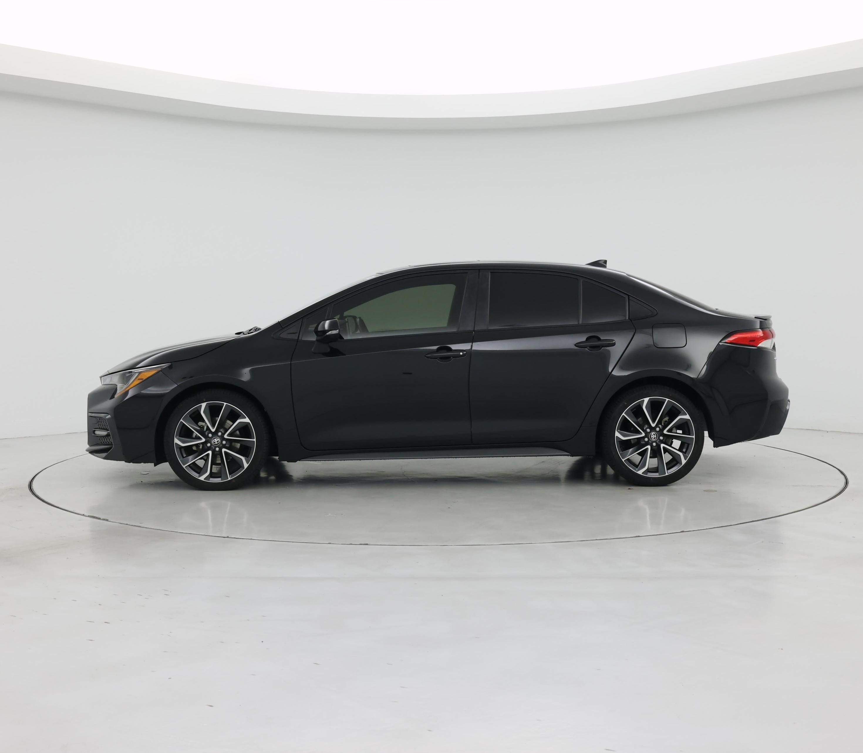Thumbnail: 2021 Toyota Corolla - 3