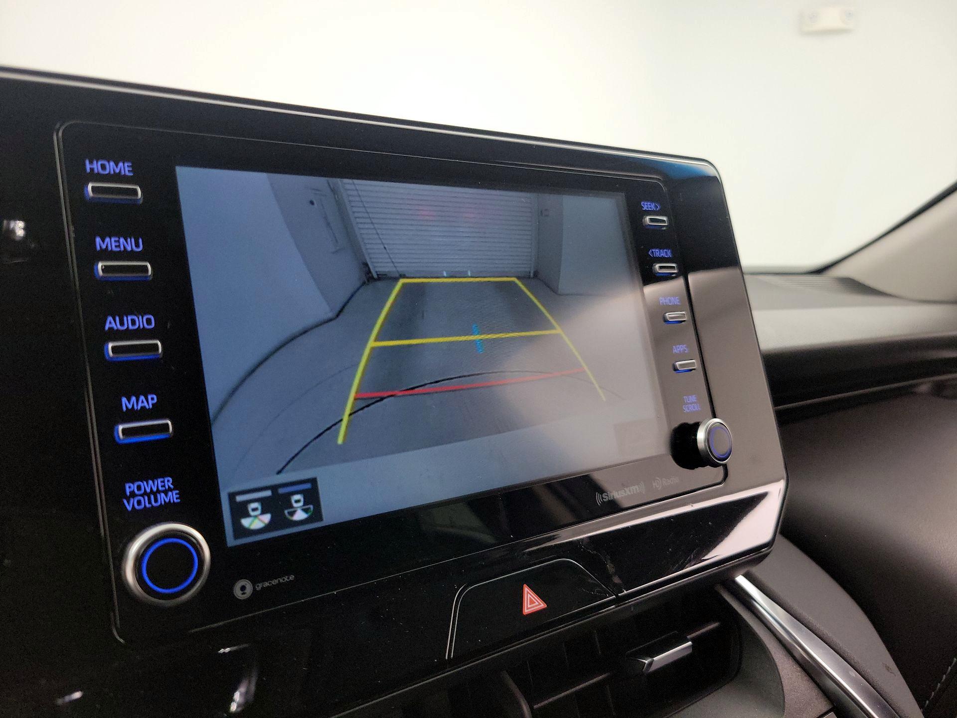 Thumbnail: 2021 Toyota Venza - 14