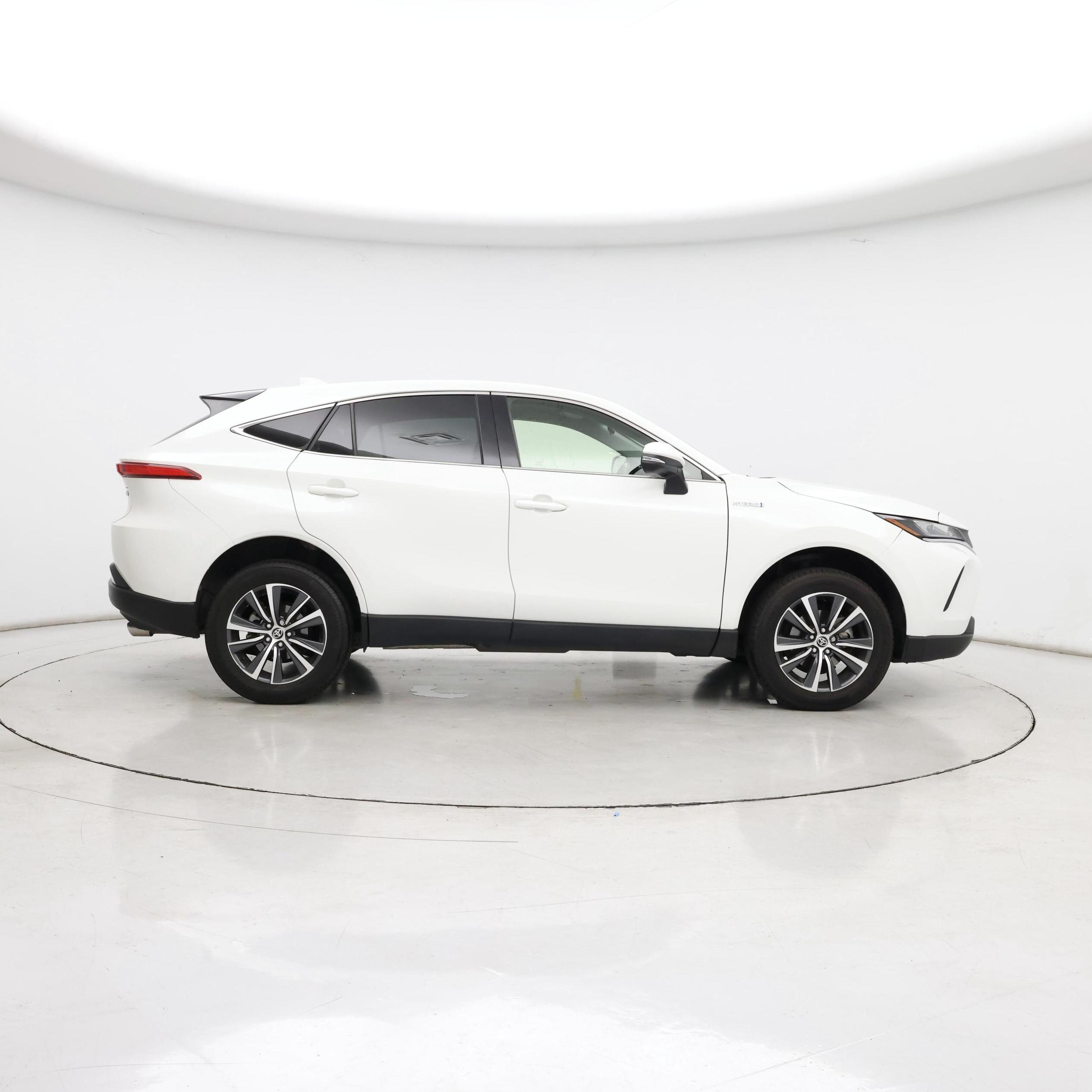 Thumbnail: 2021 Toyota Venza - 7