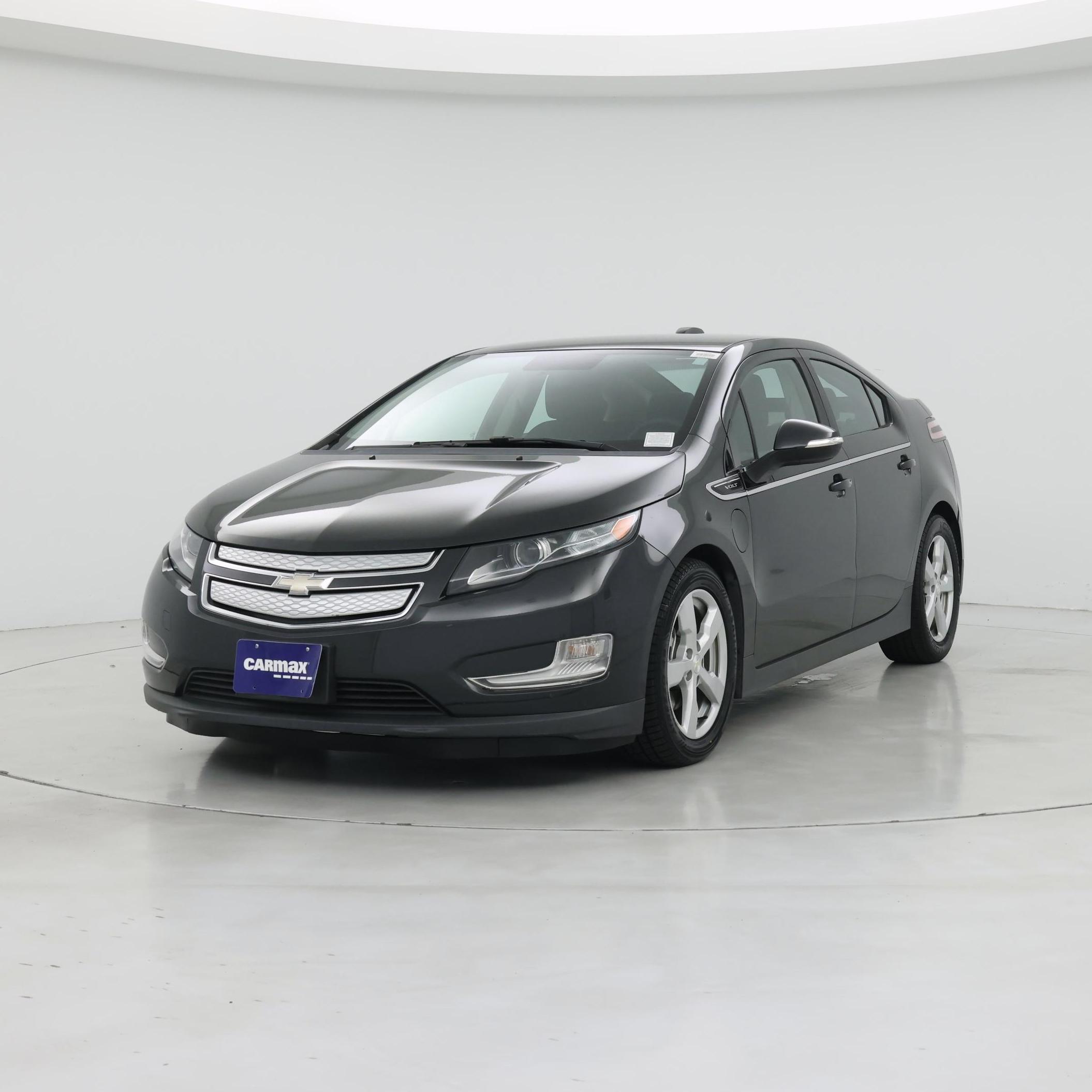 Thumbnail: 2015 Chevrolet Volt - 4