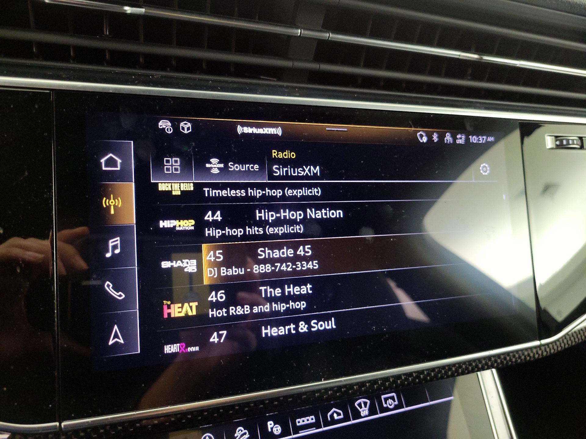 Thumbnail: 2023 Audi SQ7 - 14