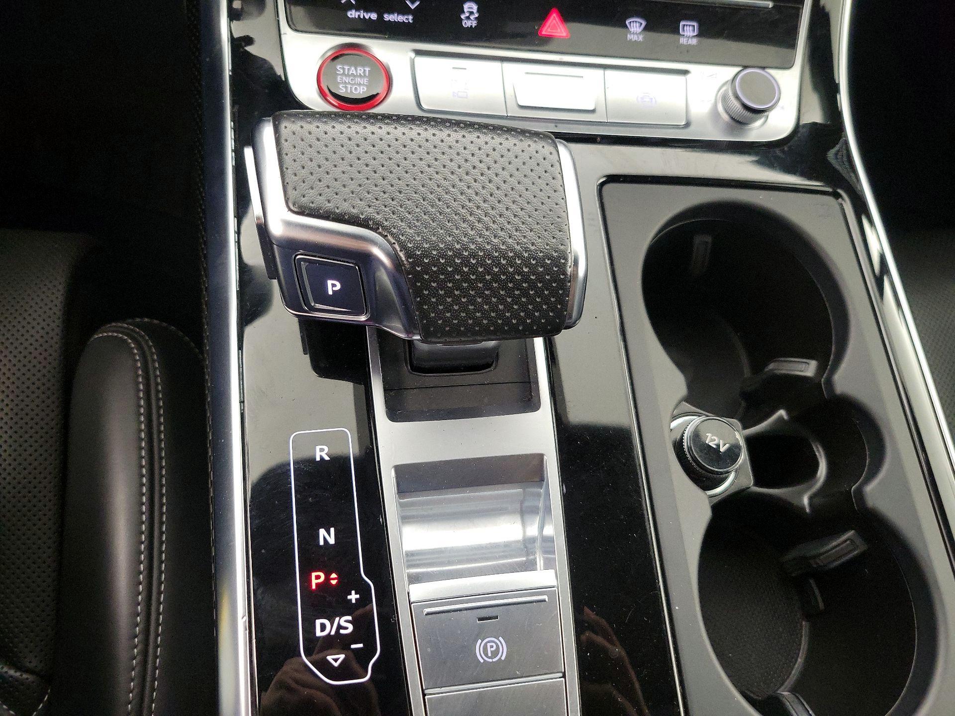 Thumbnail: 2023 Audi SQ7 - 16