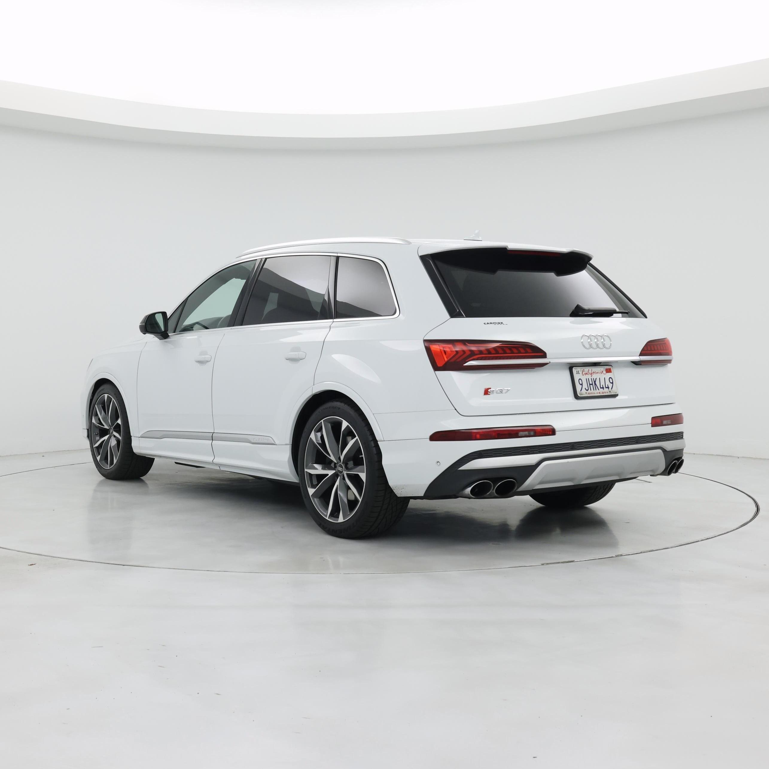 Thumbnail: 2023 Audi SQ7 - 2