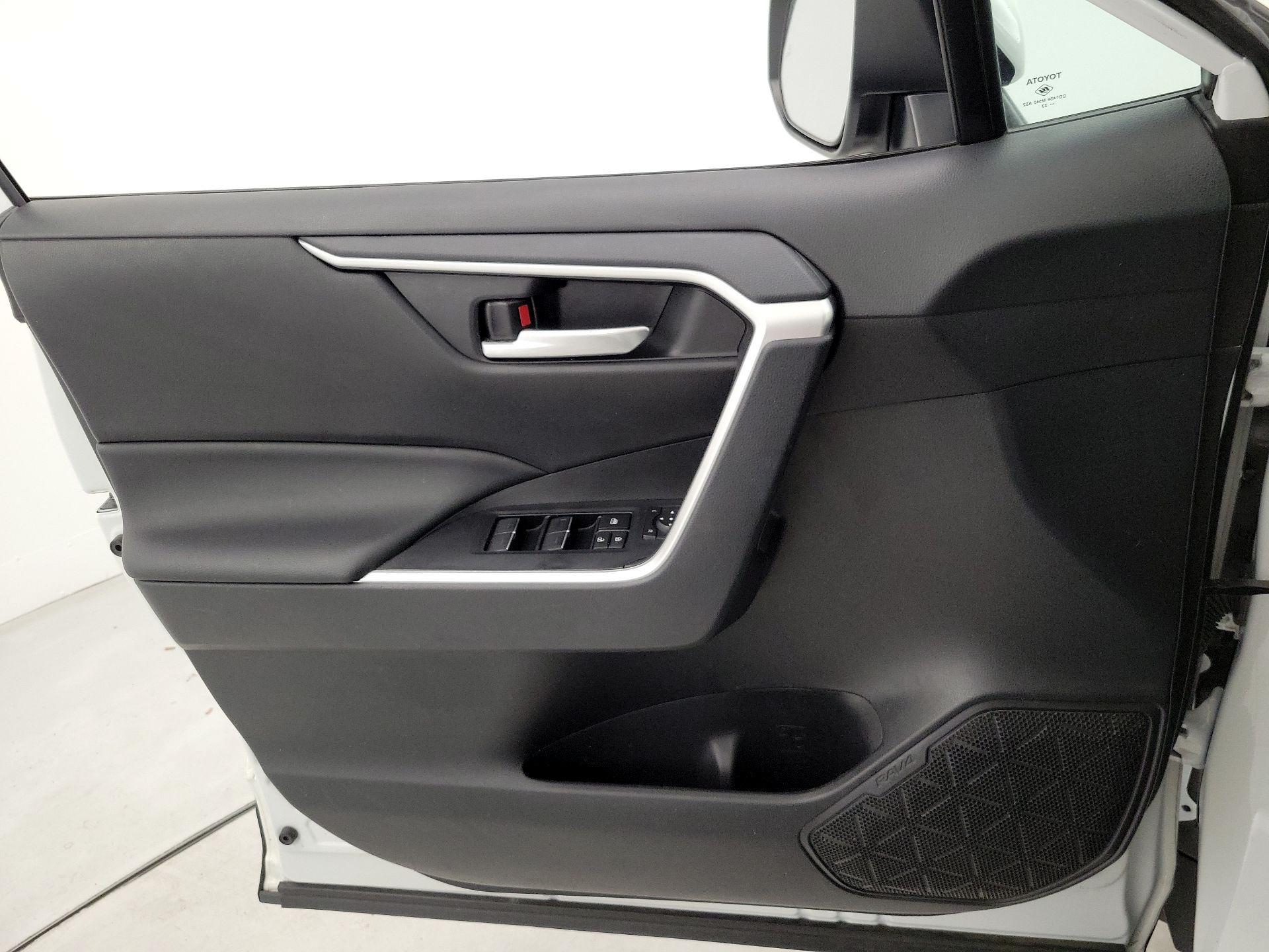 Thumbnail: 2023 Toyota RAV4 - 12