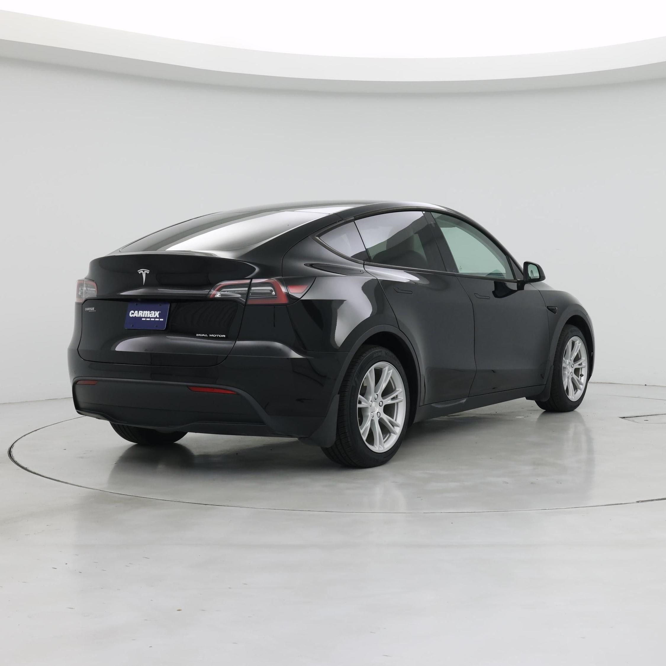 Thumbnail: 2022 Tesla Model Y - 8