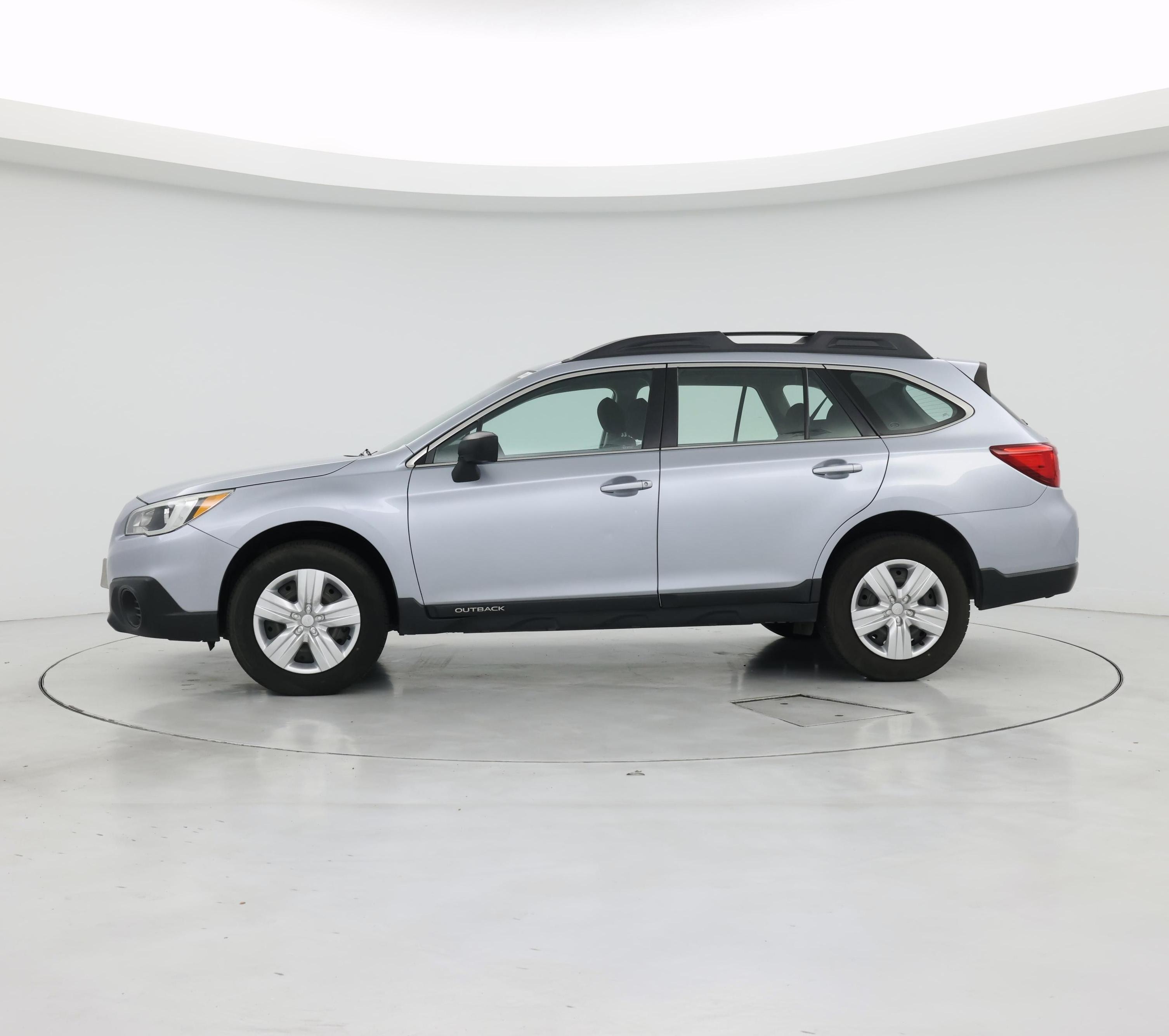 Thumbnail: 2015 Subaru Outback - 3
