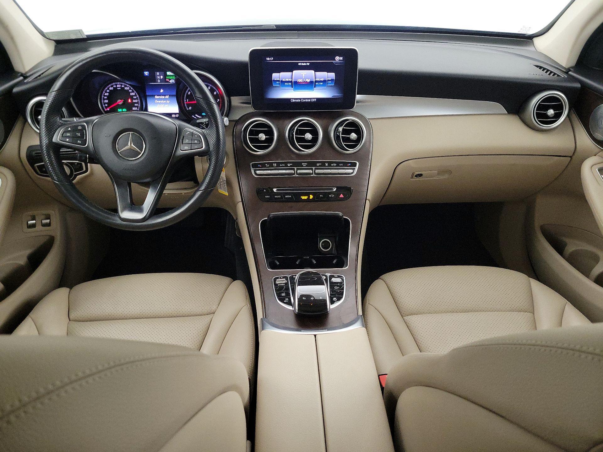 Thumbnail: 2019 Mercedes-Benz GLC - 9