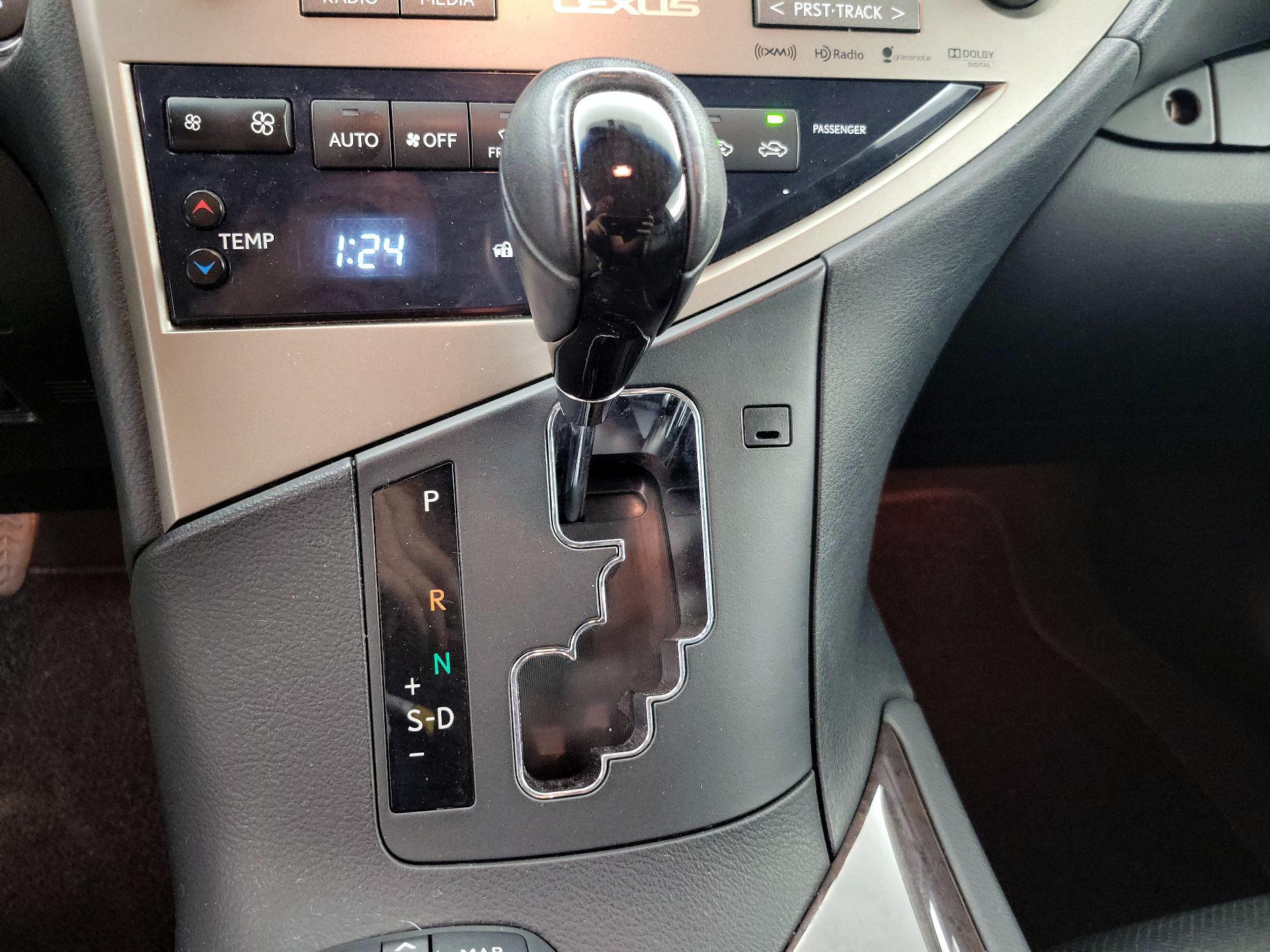 Thumbnail: 2015 Lexus RX - 17