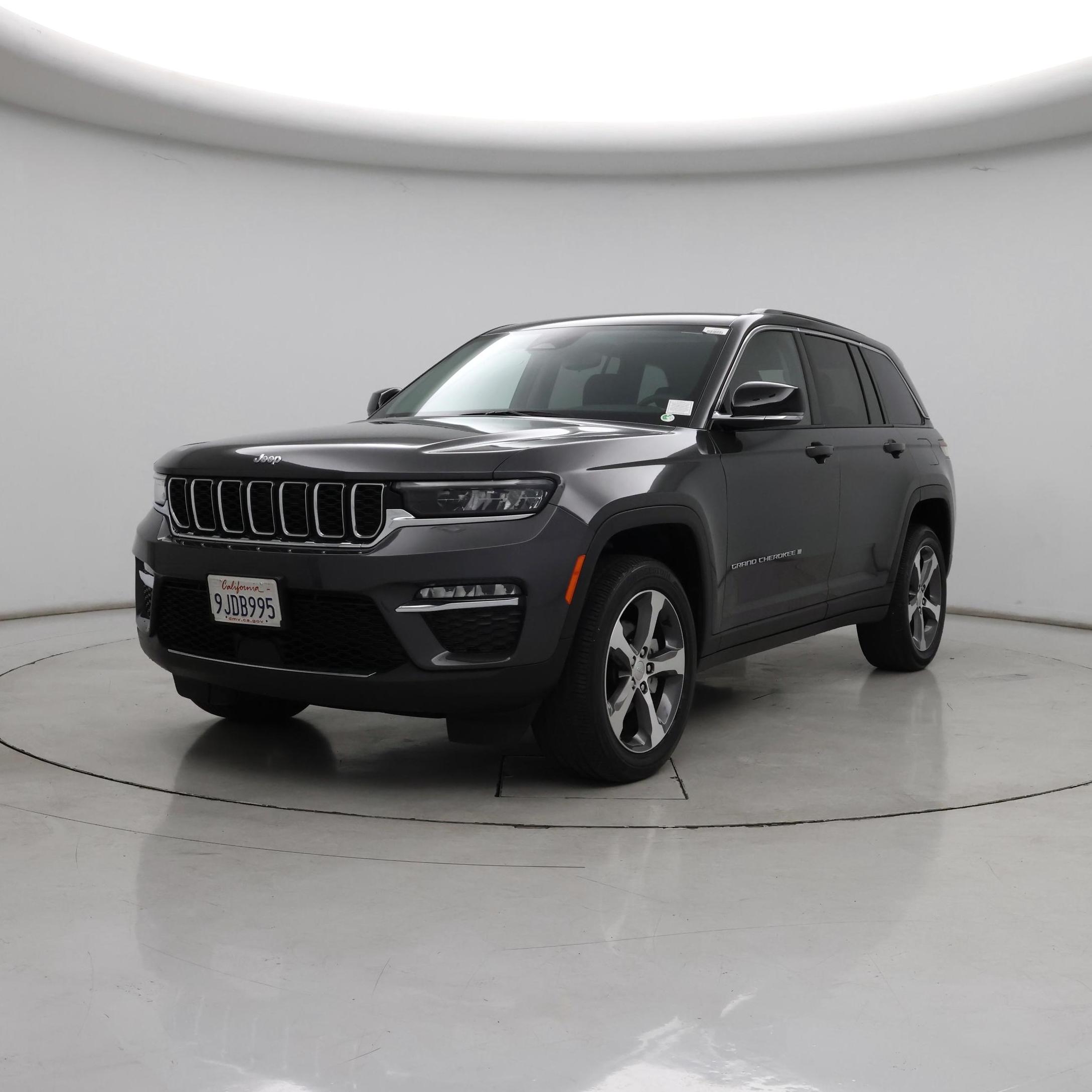 Thumbnail: 2023 Jeep Grand Cherokee - 4