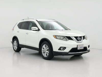 White 2016 Nissan Rogue SV