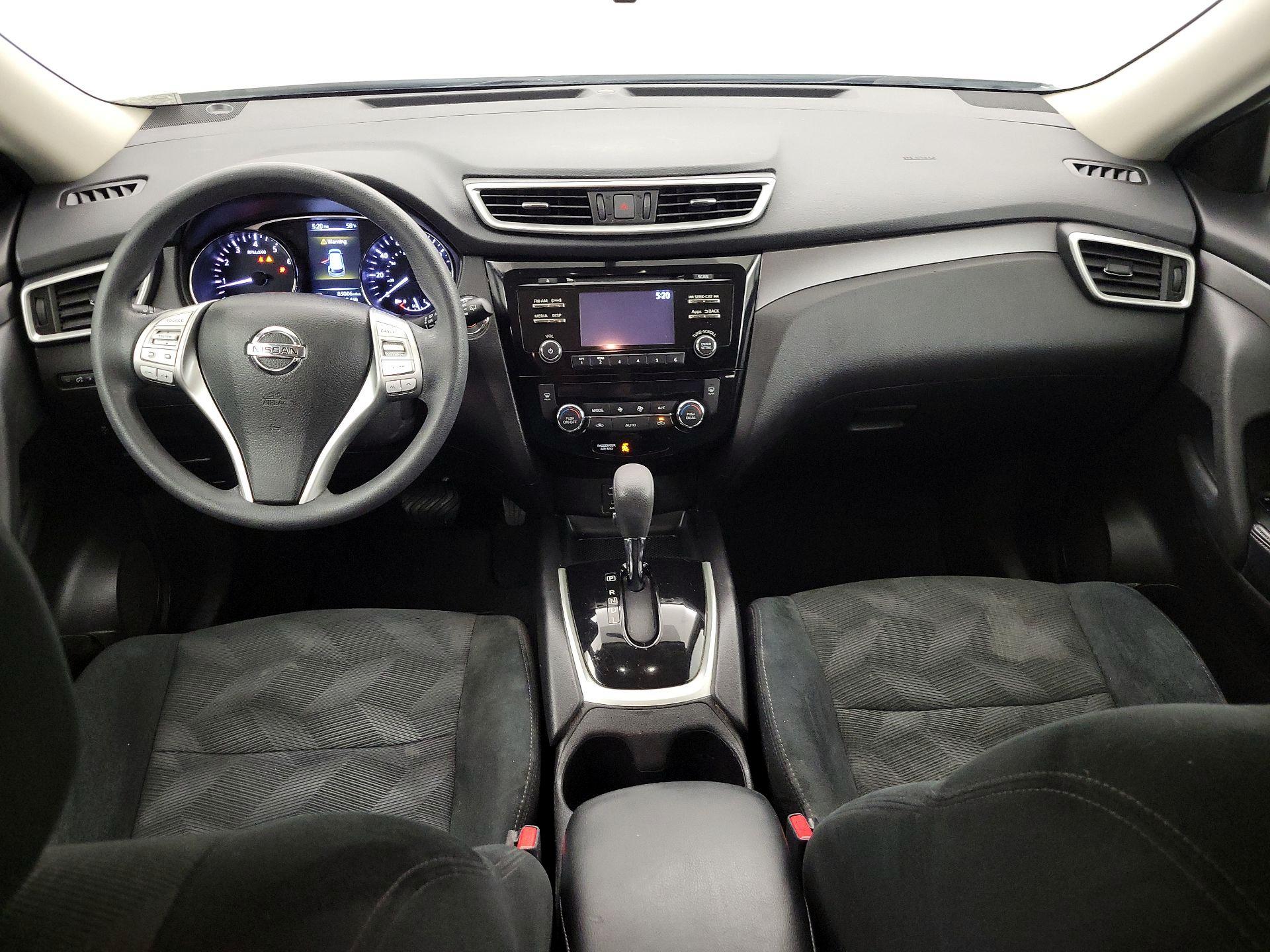 Thumbnail: 2016 Nissan Rogue - 9
