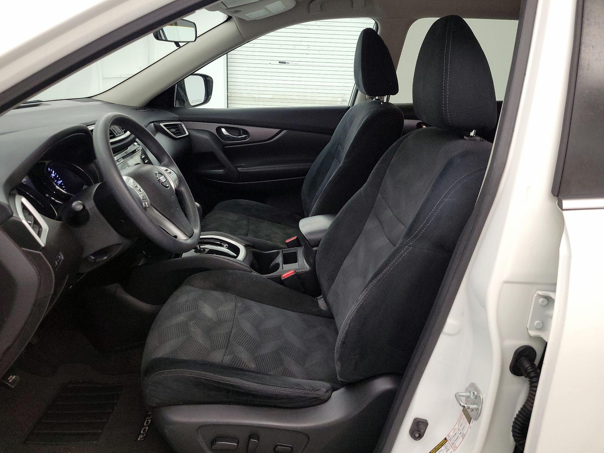 Thumbnail: 2016 Nissan Rogue - 11
