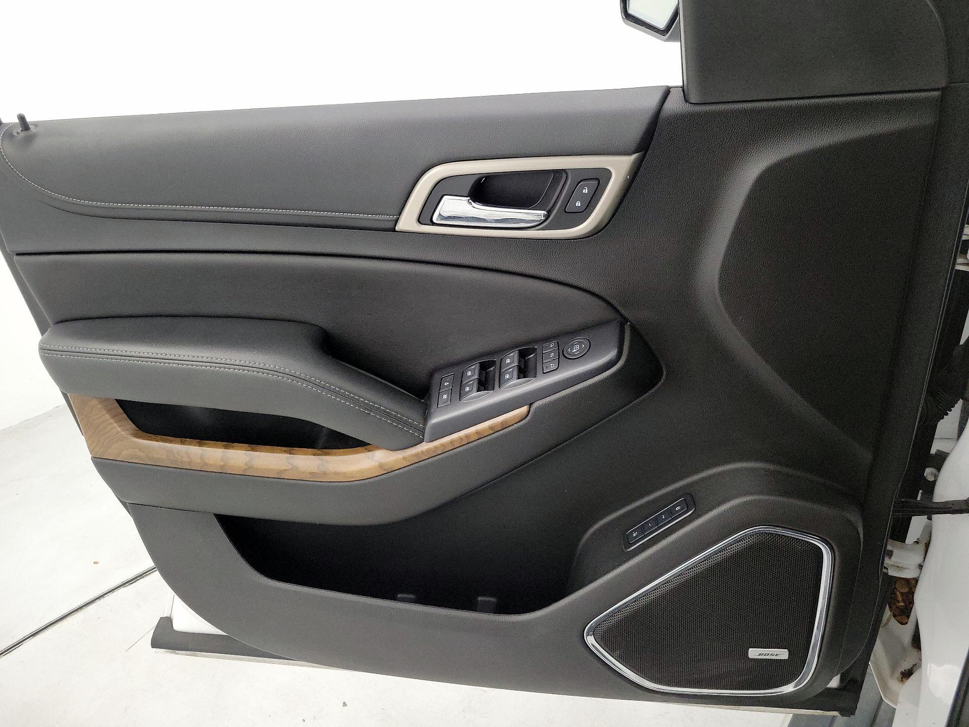 Thumbnail: 2019 GMC Yukon XL - 12