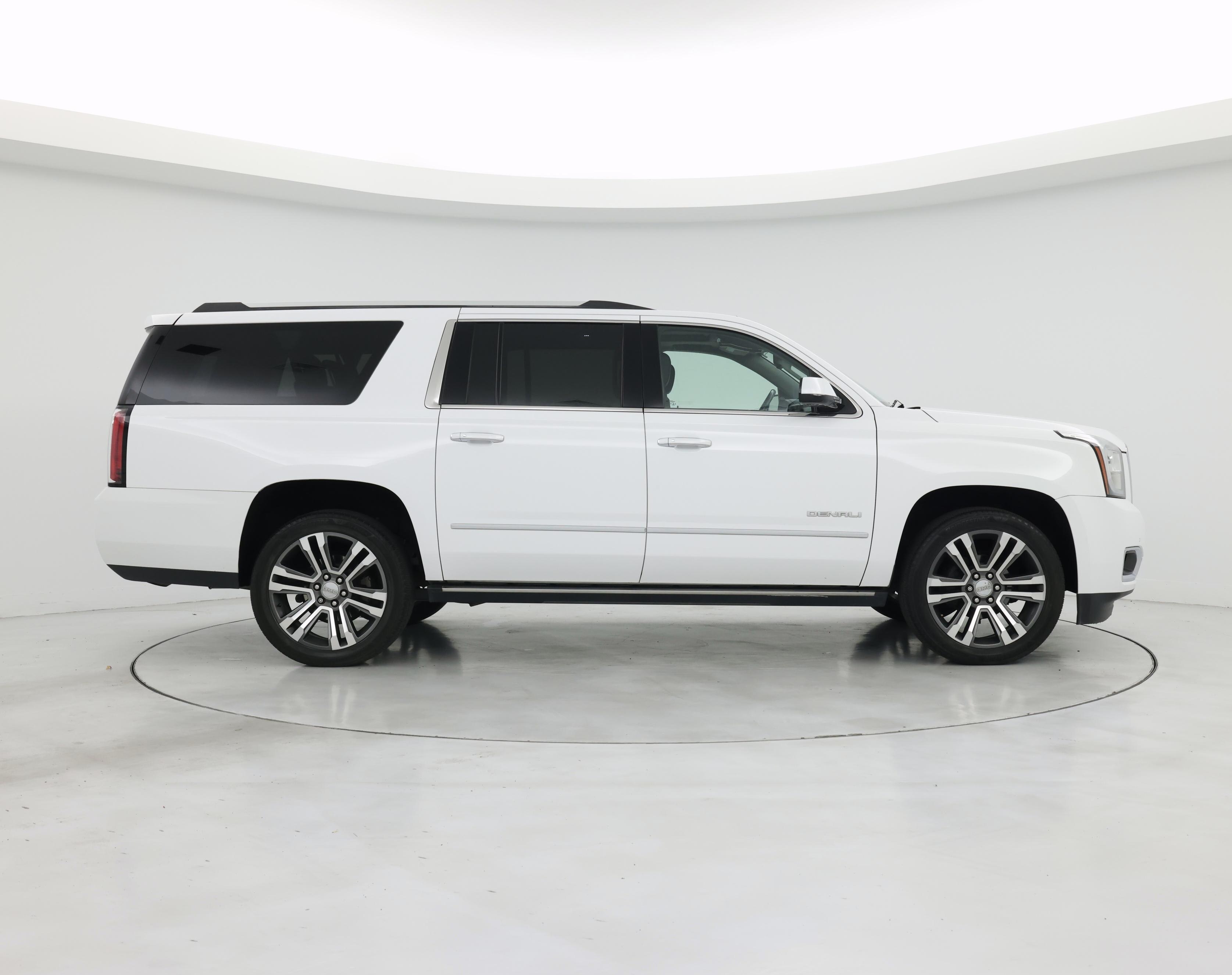 Thumbnail: 2019 GMC Yukon XL - 7