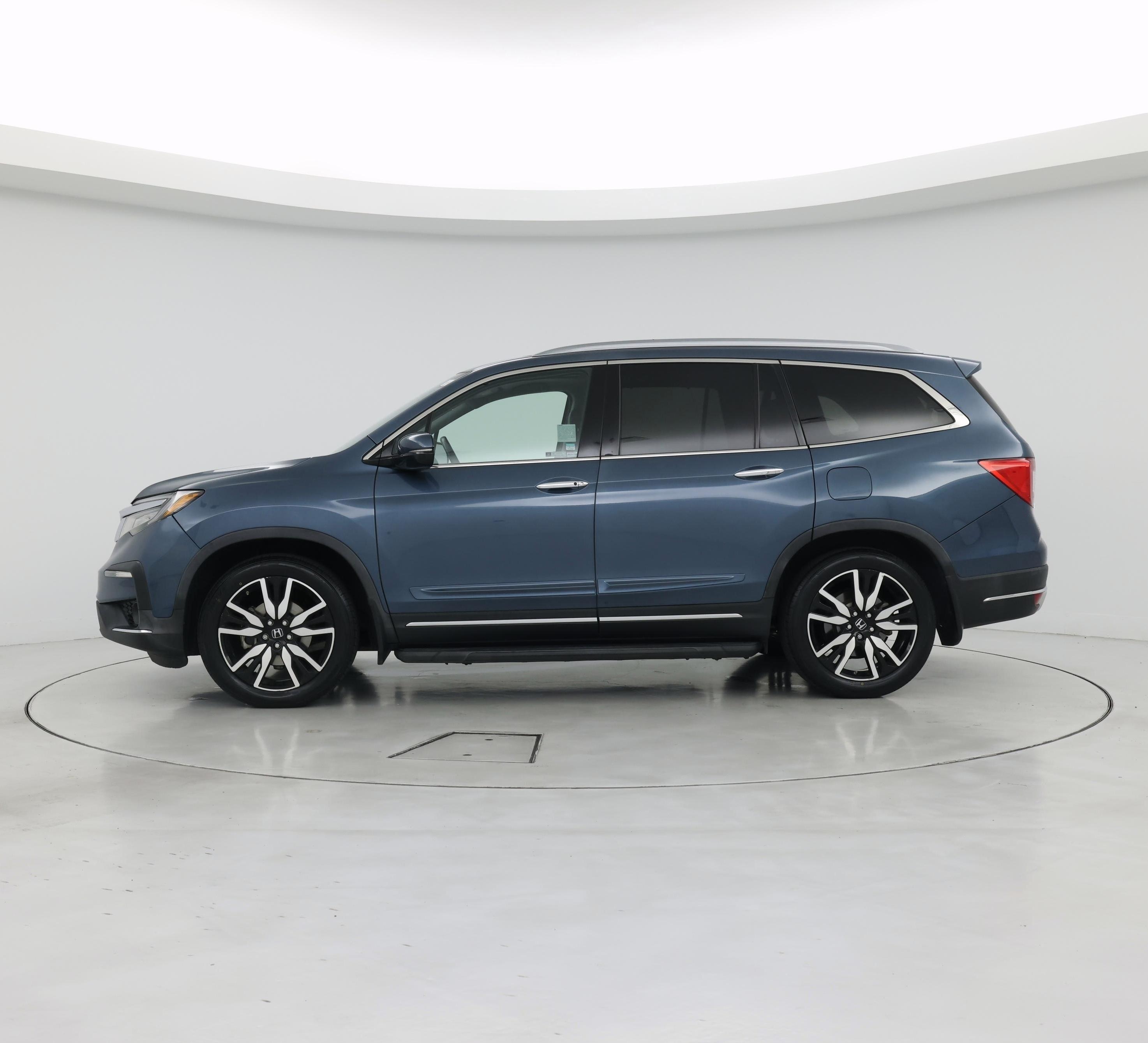 Thumbnail: 2019 Honda Pilot - 3