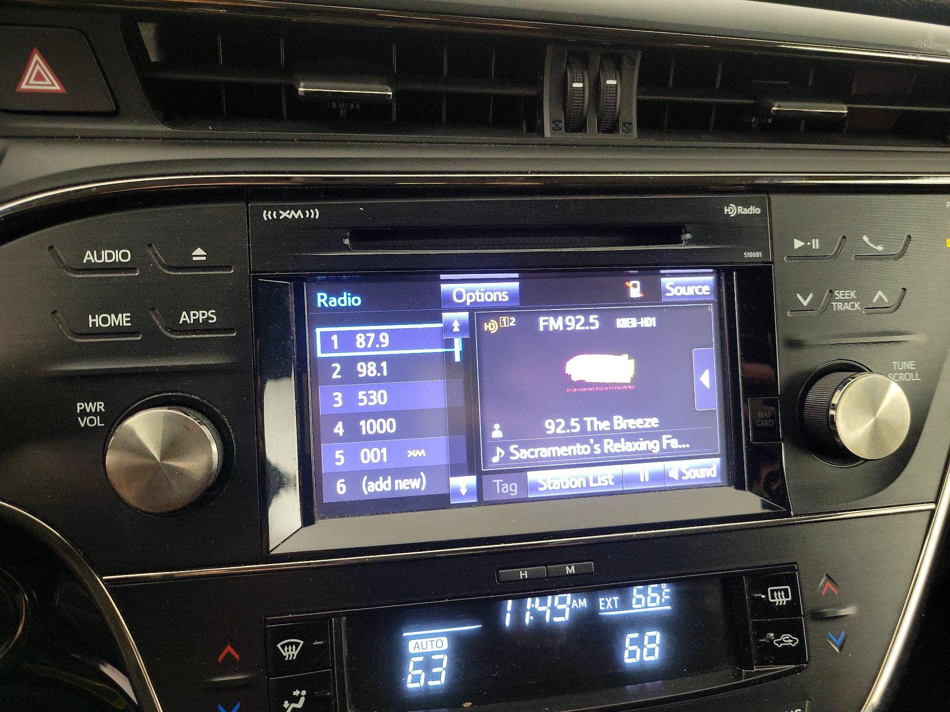 Thumbnail: 2015 Toyota Avalon - 15