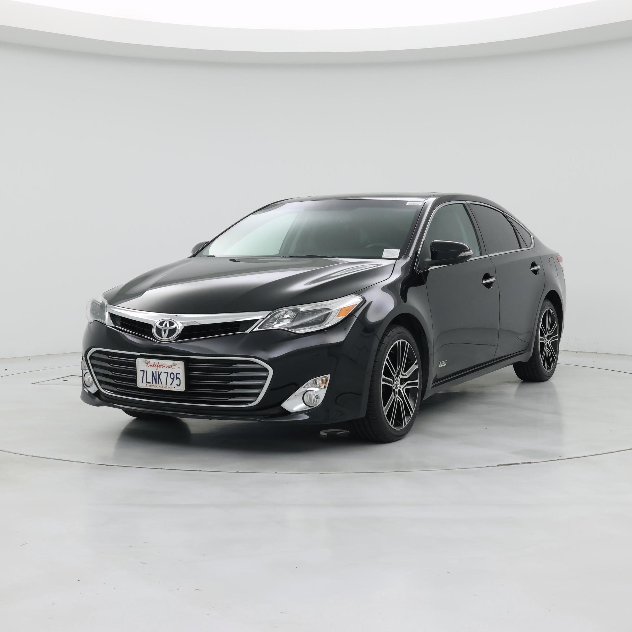 Thumbnail: 2015 Toyota Avalon - 4