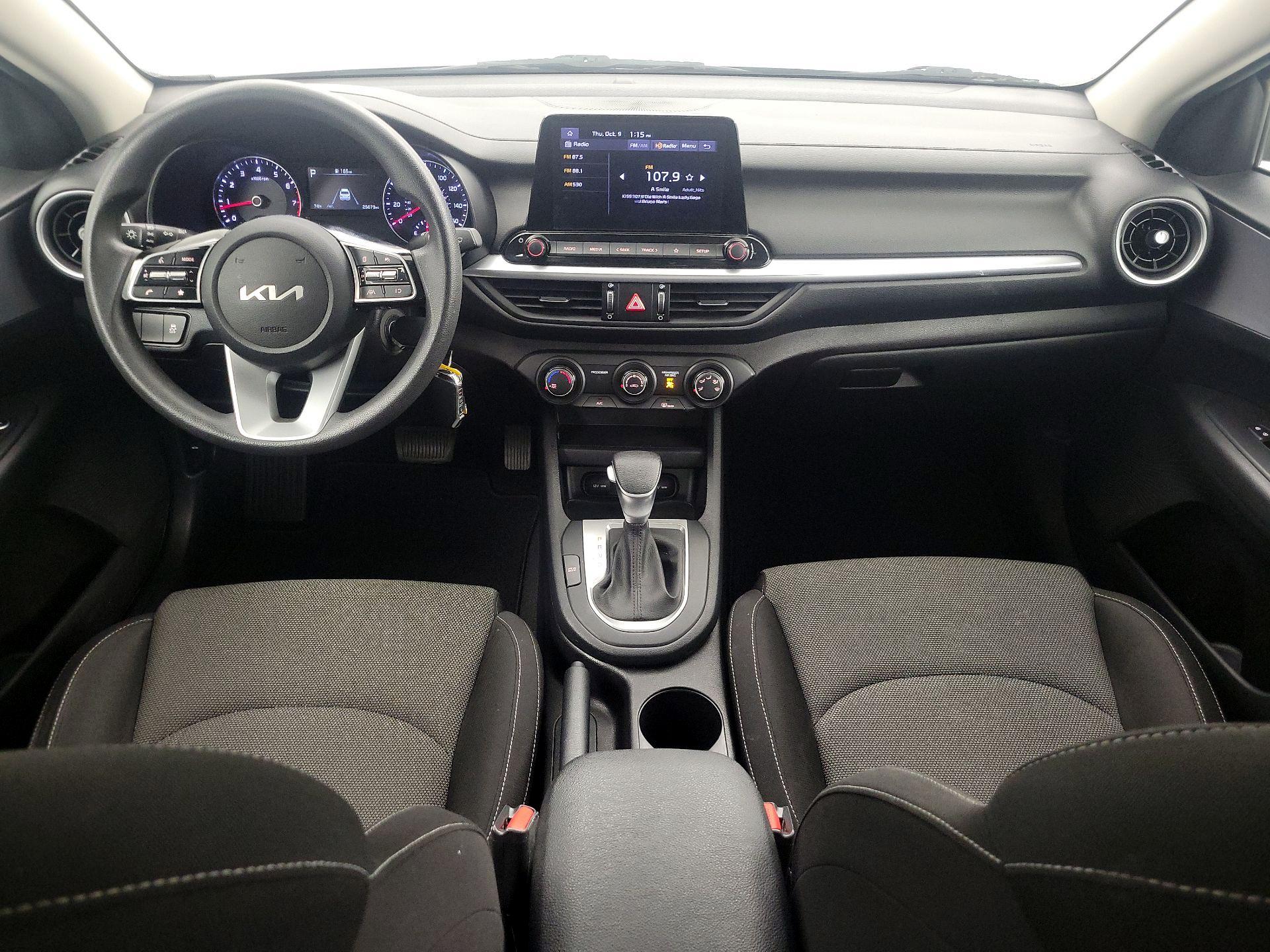 Thumbnail: 2022 Kia Forte - 9