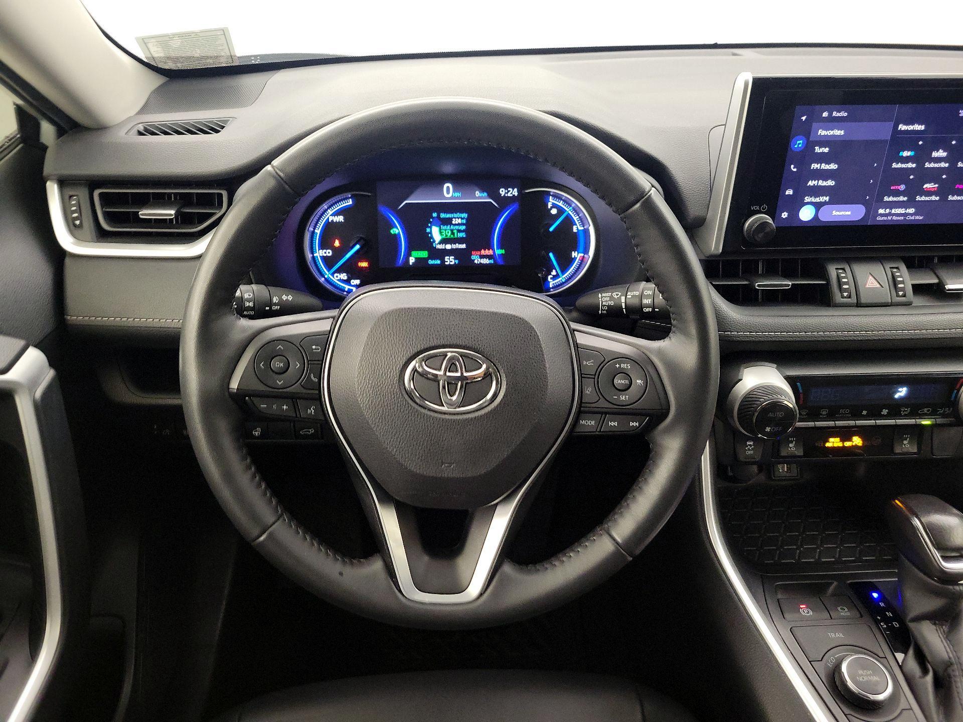Thumbnail: 2023 Toyota RAV4 - 10
