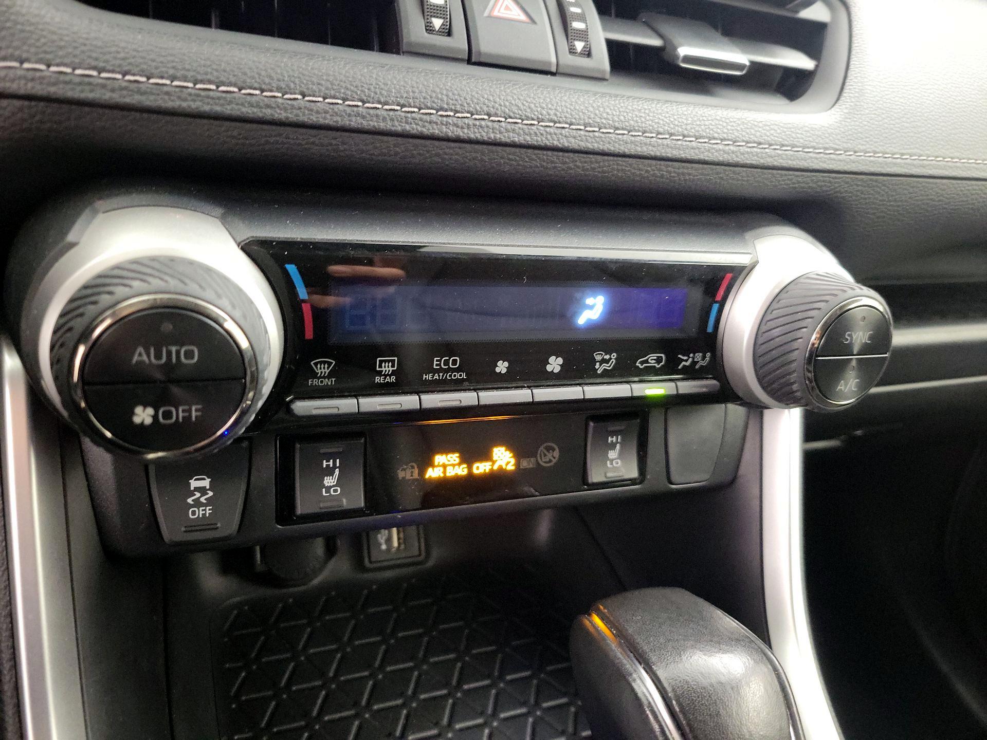 Thumbnail: 2023 Toyota RAV4 - 15