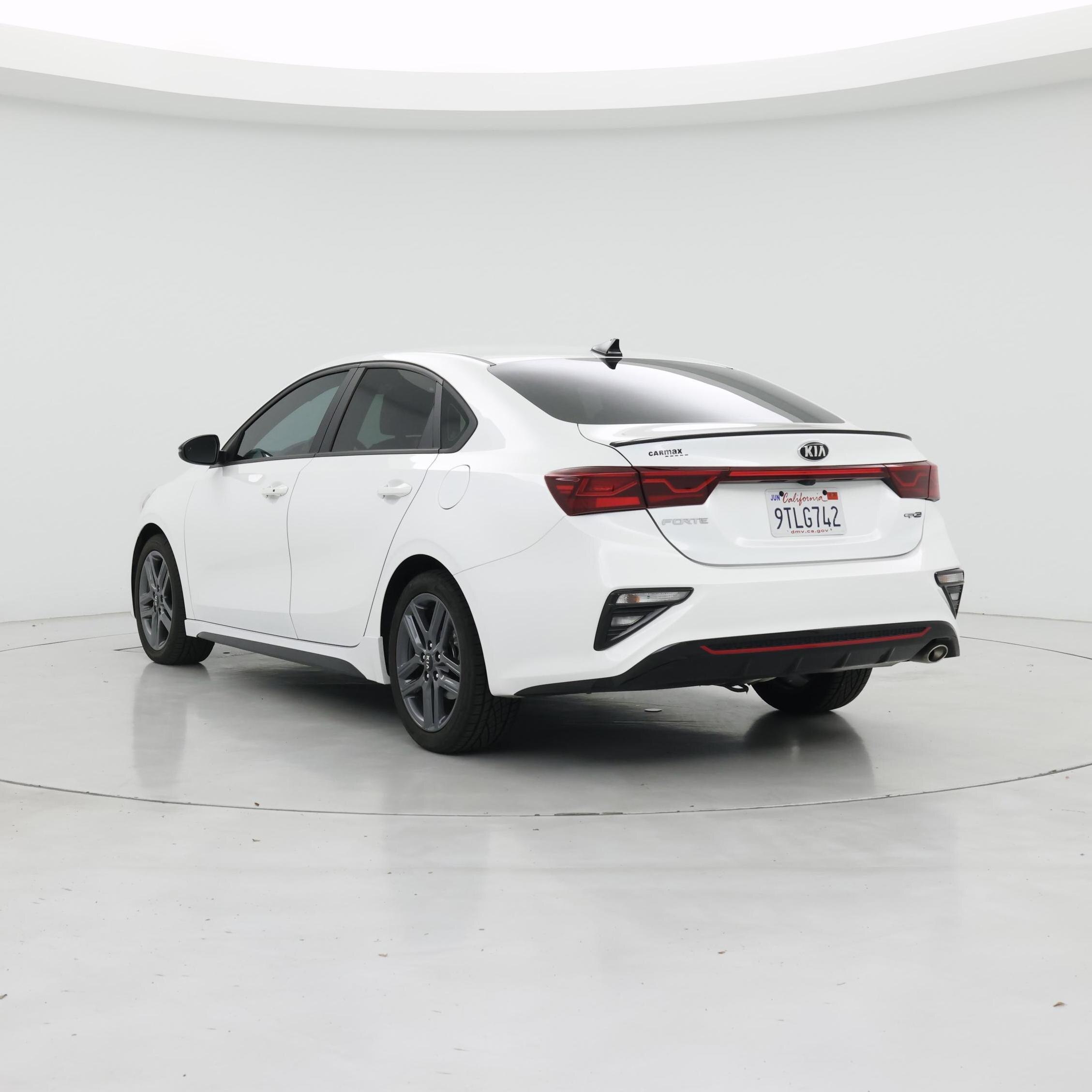 Thumbnail: 2021 Kia Forte - 2