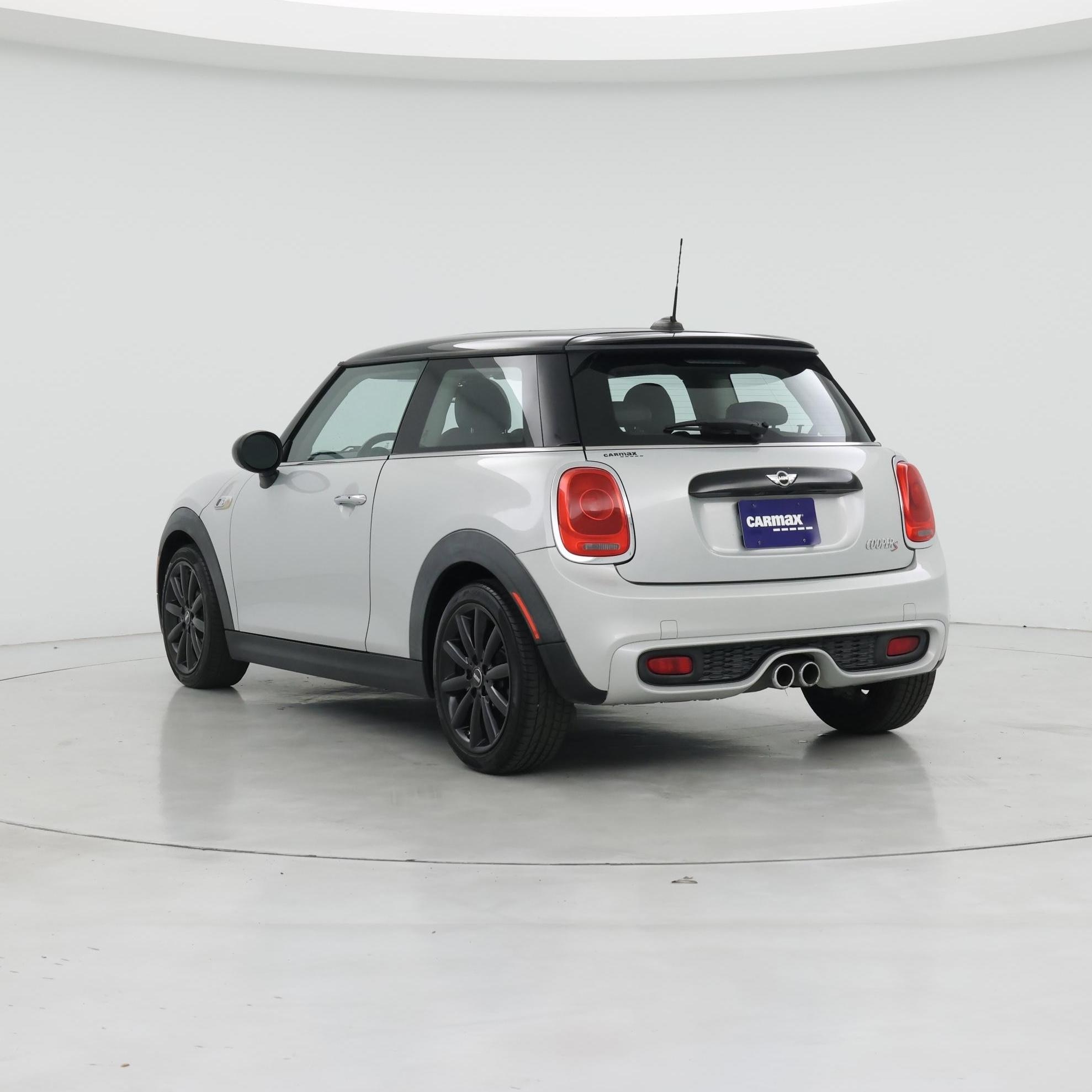 Thumbnail: 2016 MINI Cooper Hardtop - 2