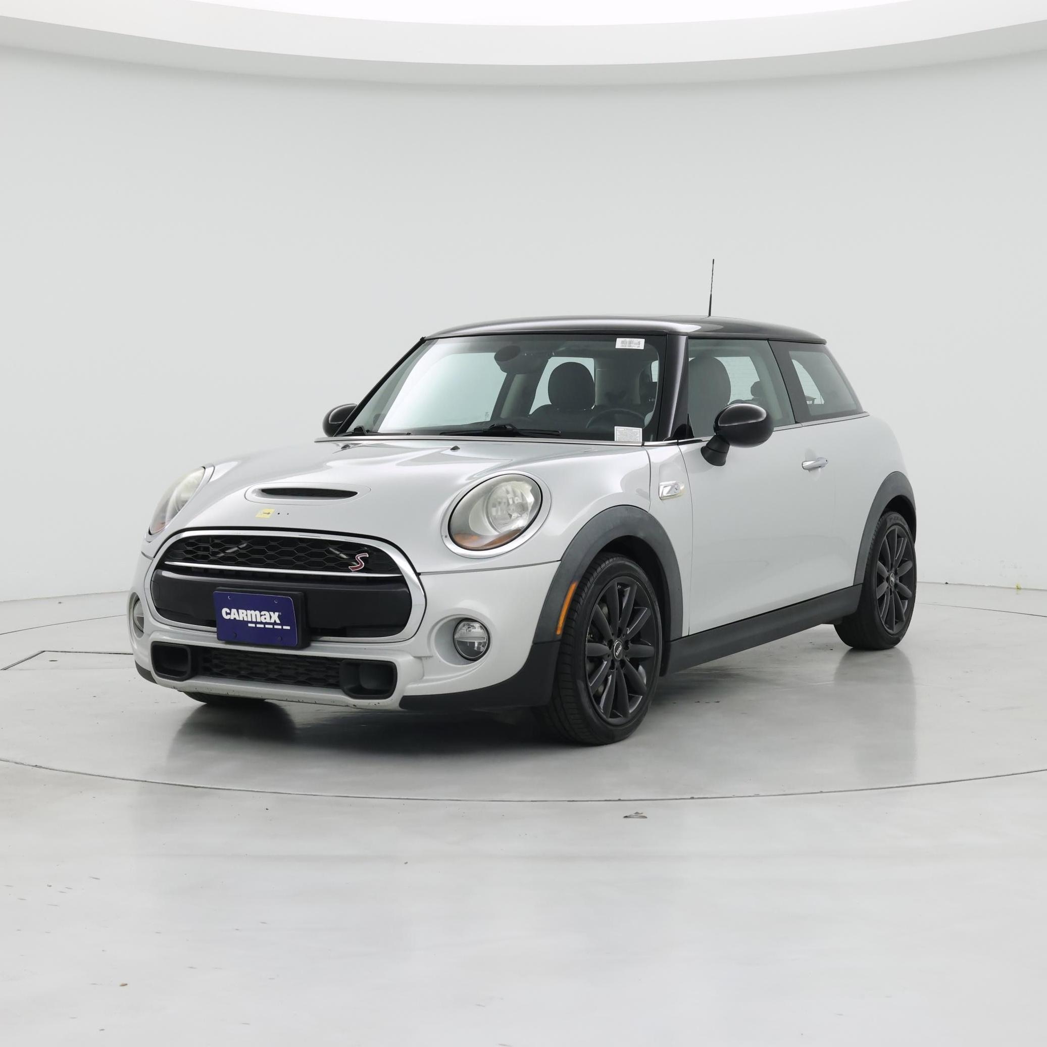 Thumbnail: 2016 MINI Cooper Hardtop - 4