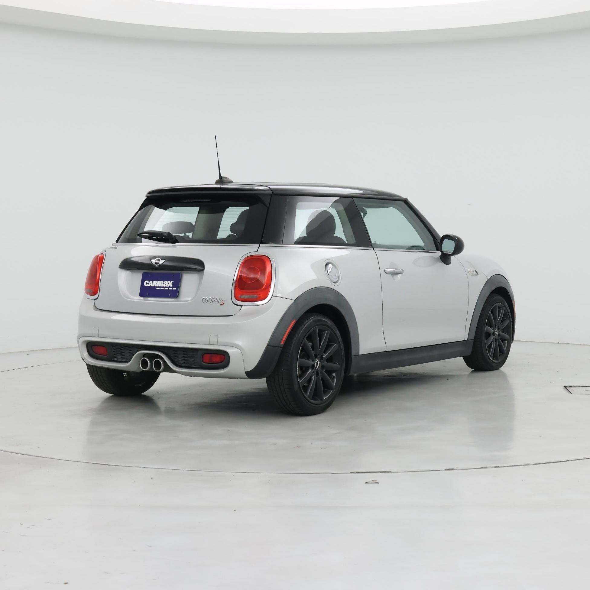 Thumbnail: 2016 MINI Cooper Hardtop - 8