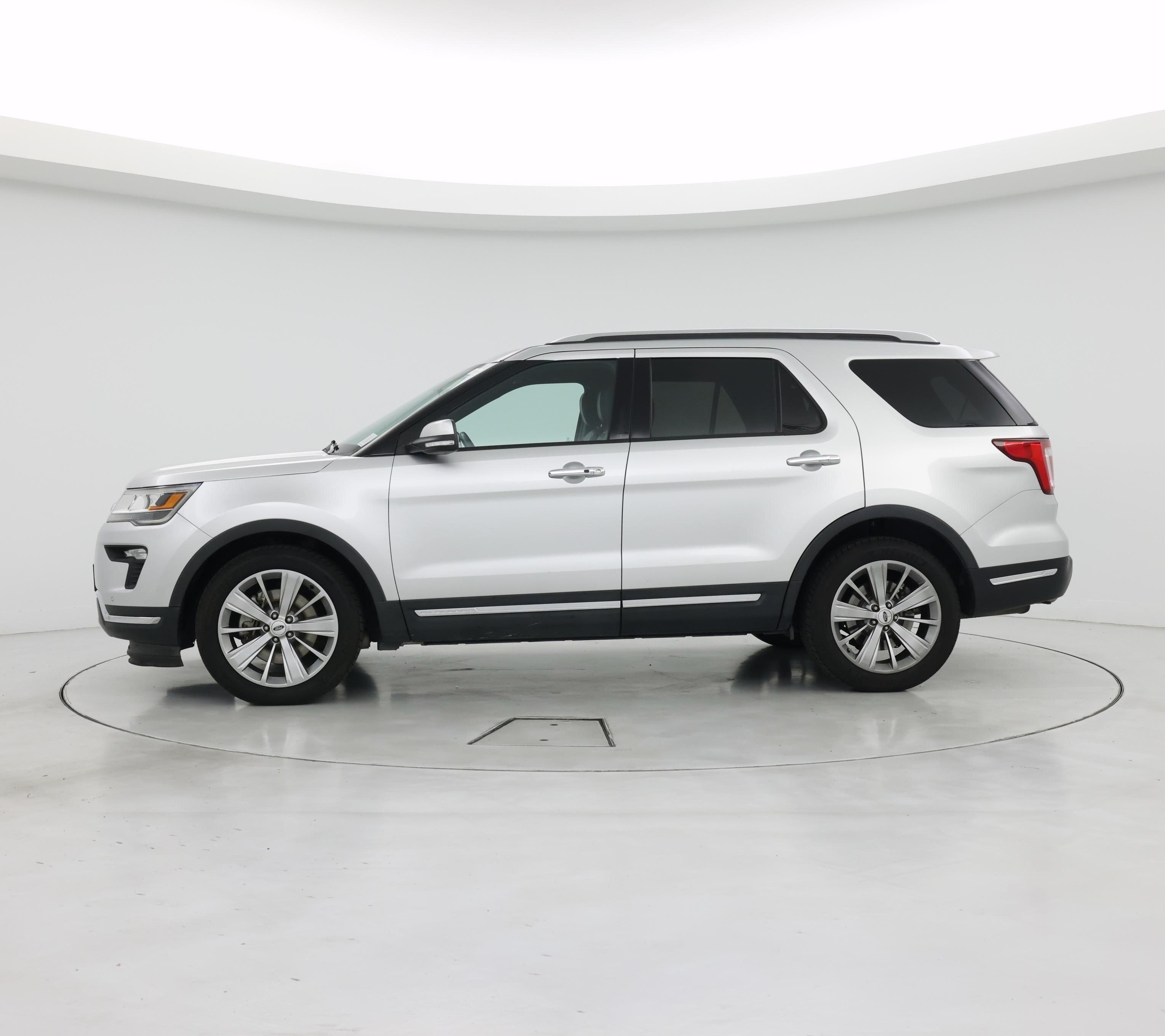 Thumbnail: 2018 Ford Explorer - 3