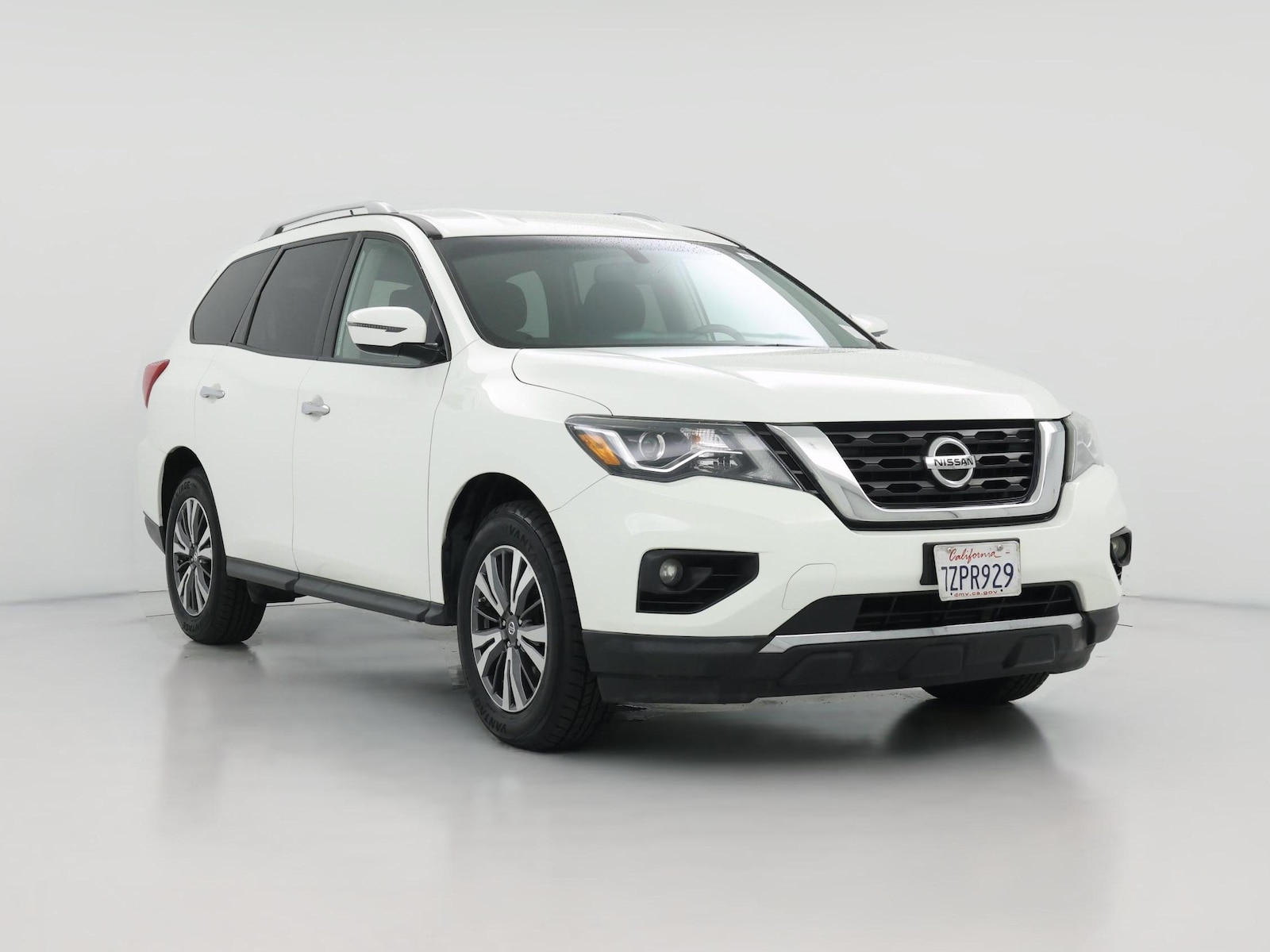 2018 Nissan Pathfinder SV