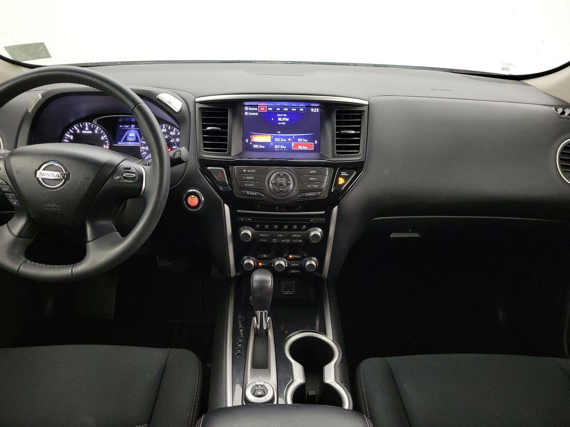 Thumbnail: 2018 Nissan Pathfinder - 9