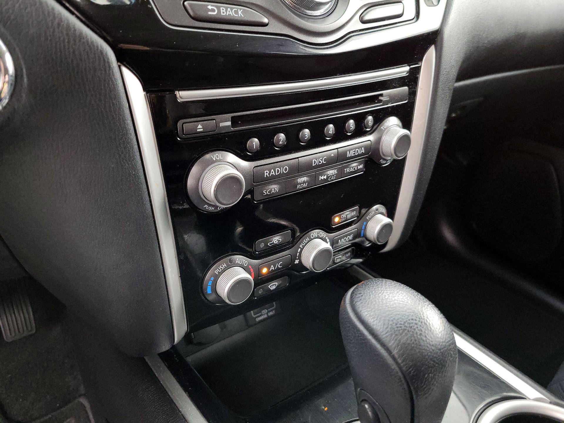 Thumbnail: 2018 Nissan Pathfinder - 15