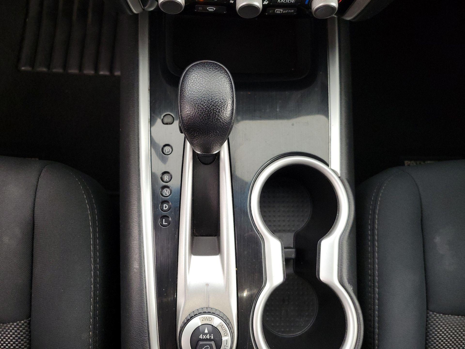 Thumbnail: 2018 Nissan Pathfinder - 16