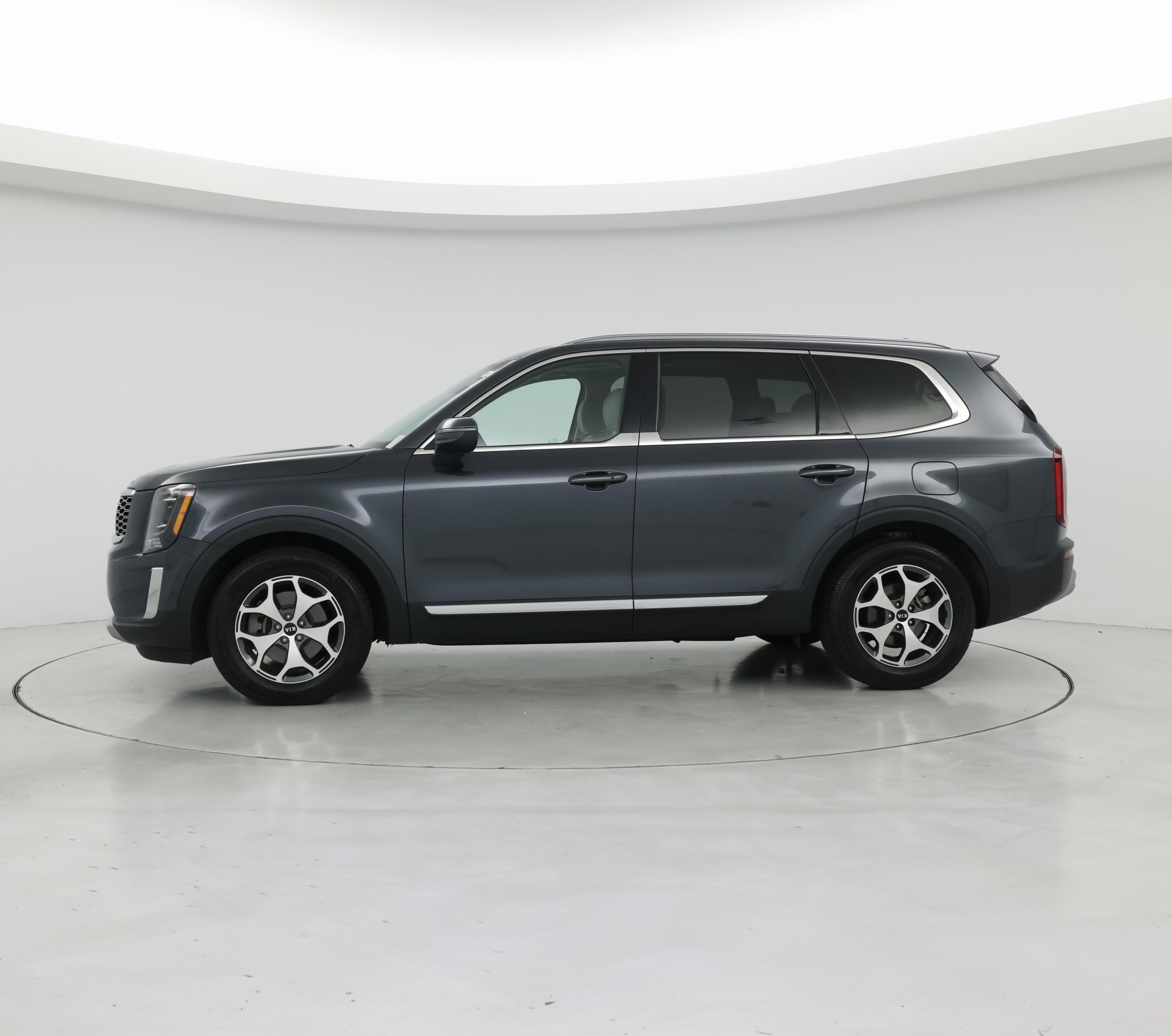 Thumbnail: 2020 Kia Telluride - 3