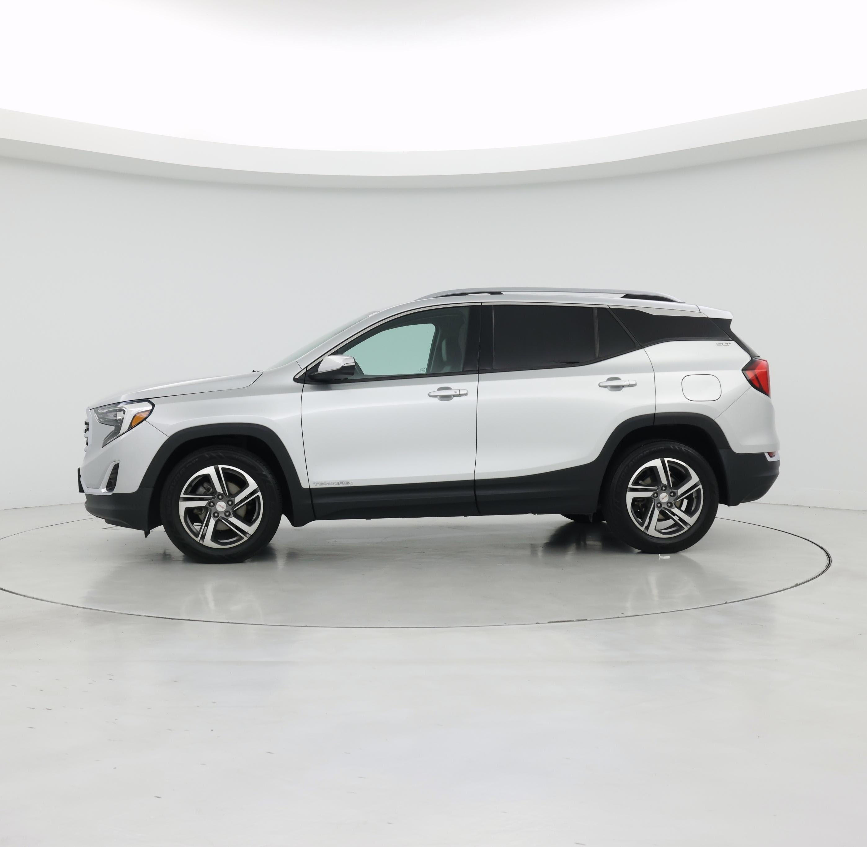 Thumbnail: 2020 GMC Terrain - 3