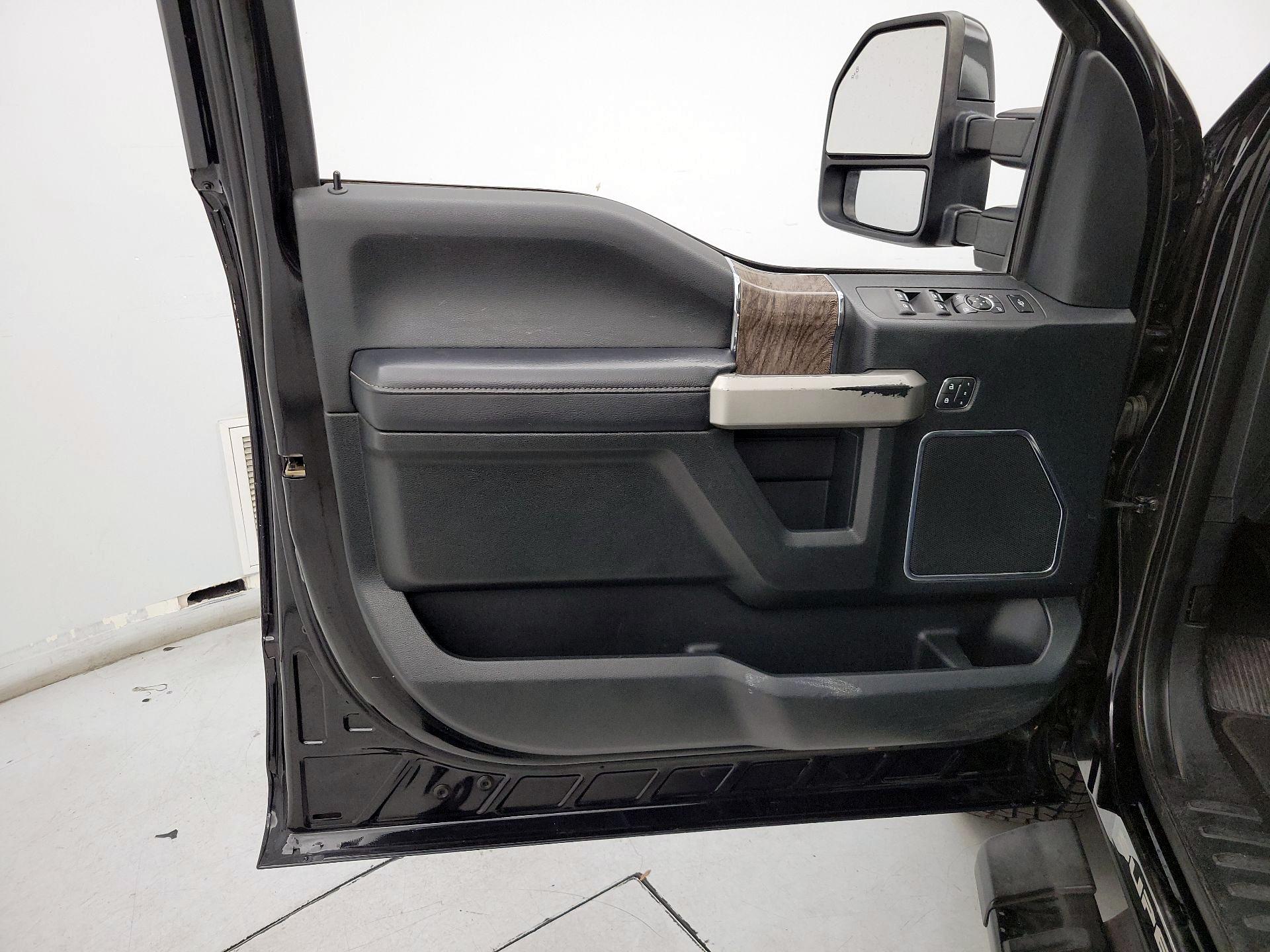 Thumbnail: 2019 Ford F-250 - 12