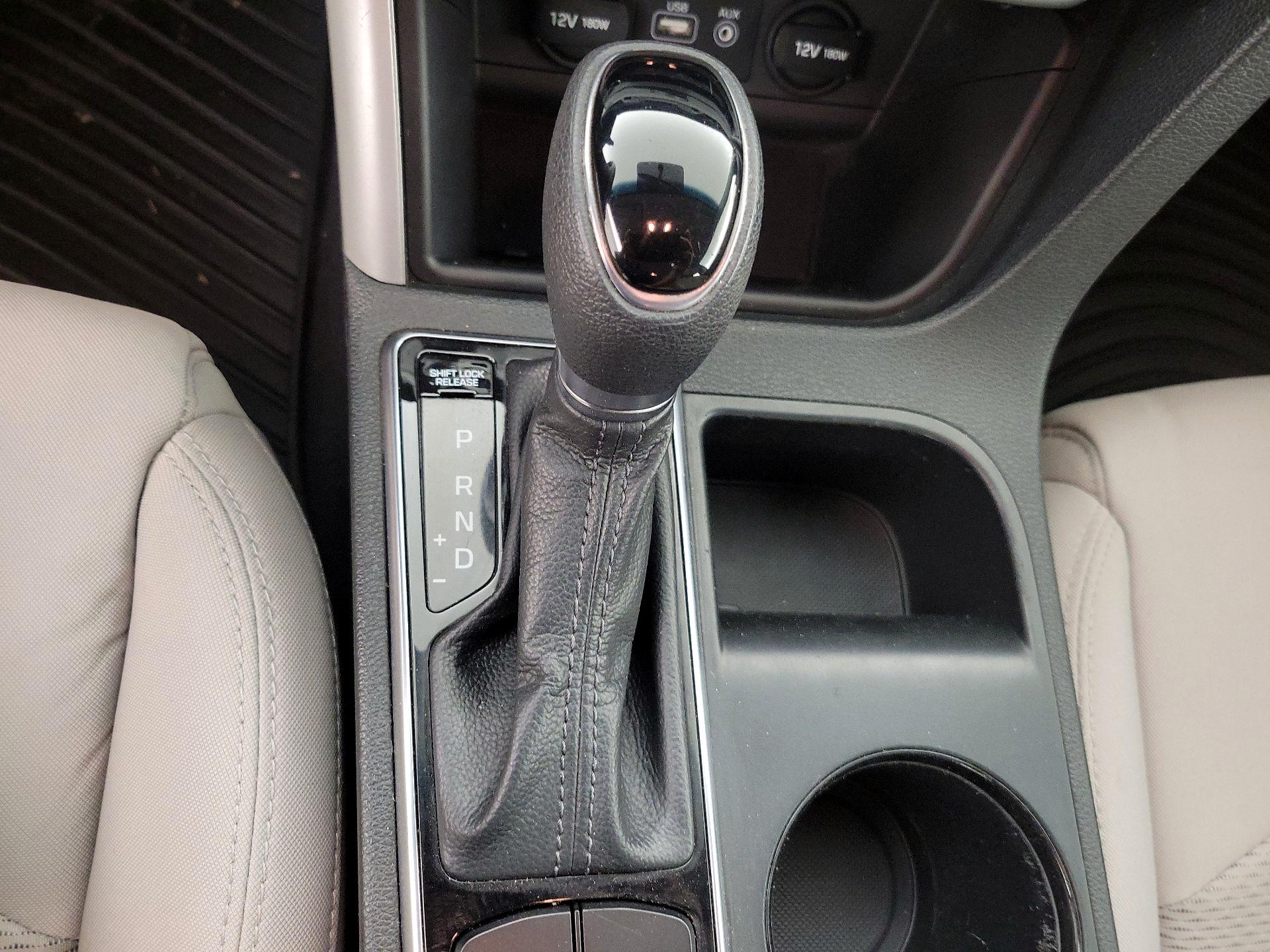 Thumbnail: 2015 Hyundai Sonata - 15