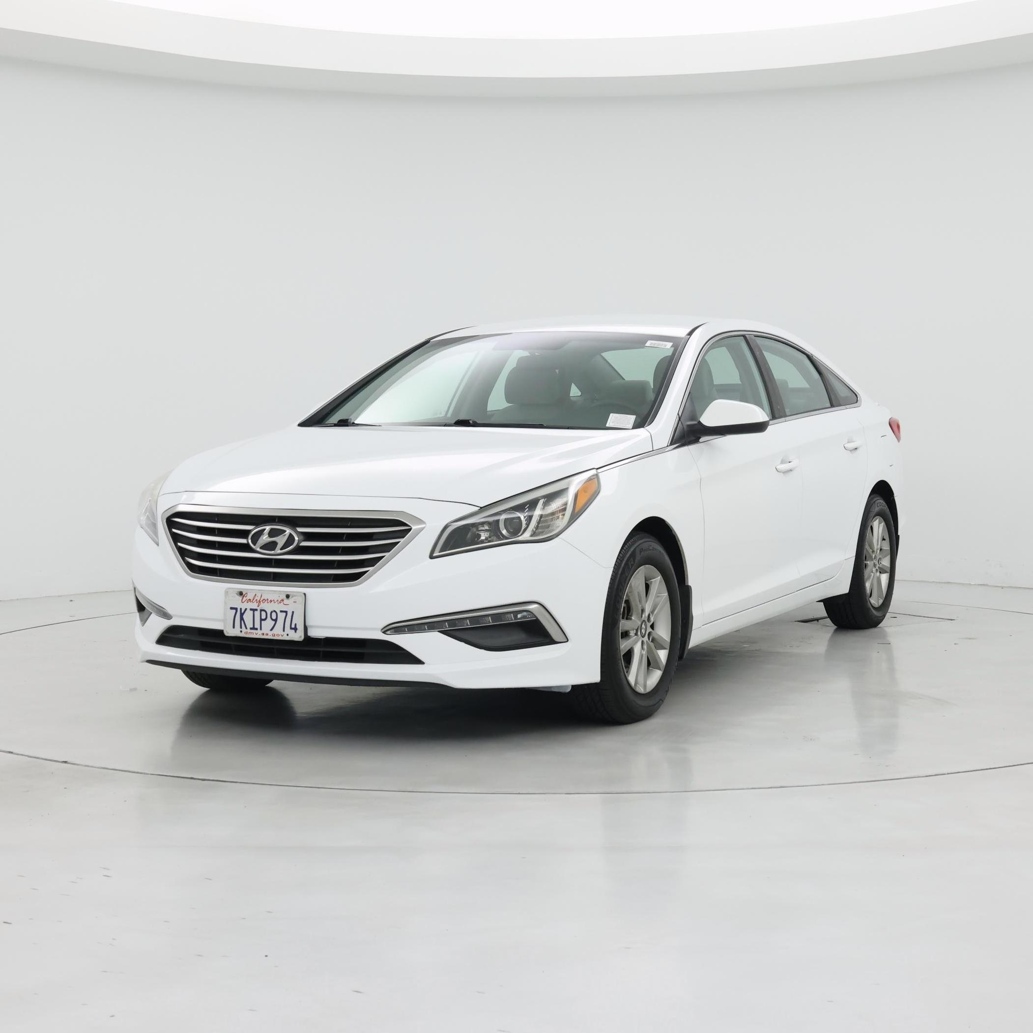 Thumbnail: 2015 Hyundai Sonata - 4