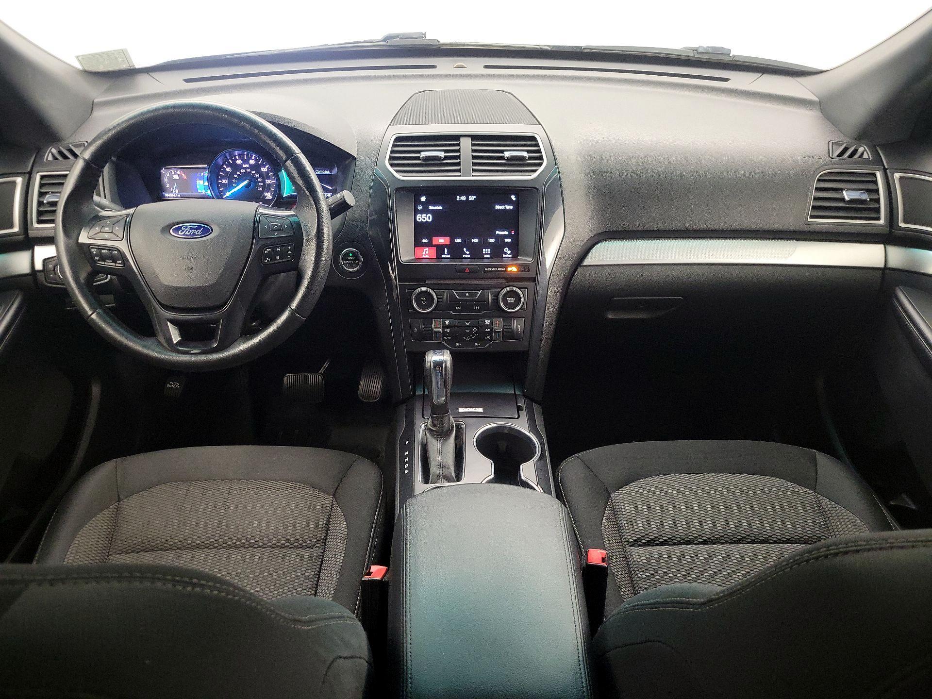 Thumbnail: 2017 Ford Explorer - 9