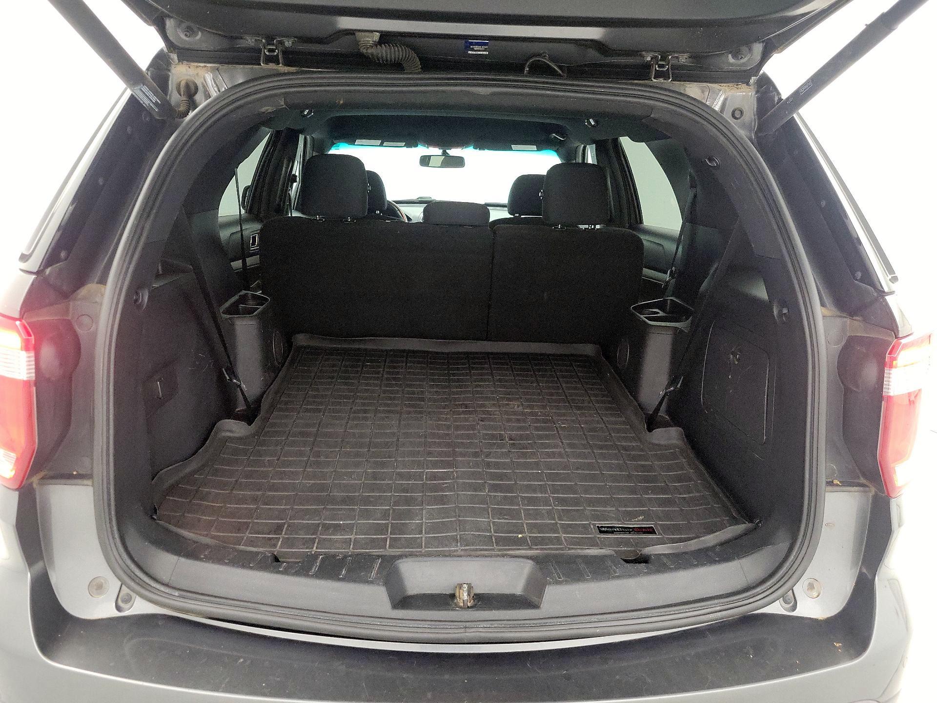Thumbnail: 2017 Ford Explorer - 18