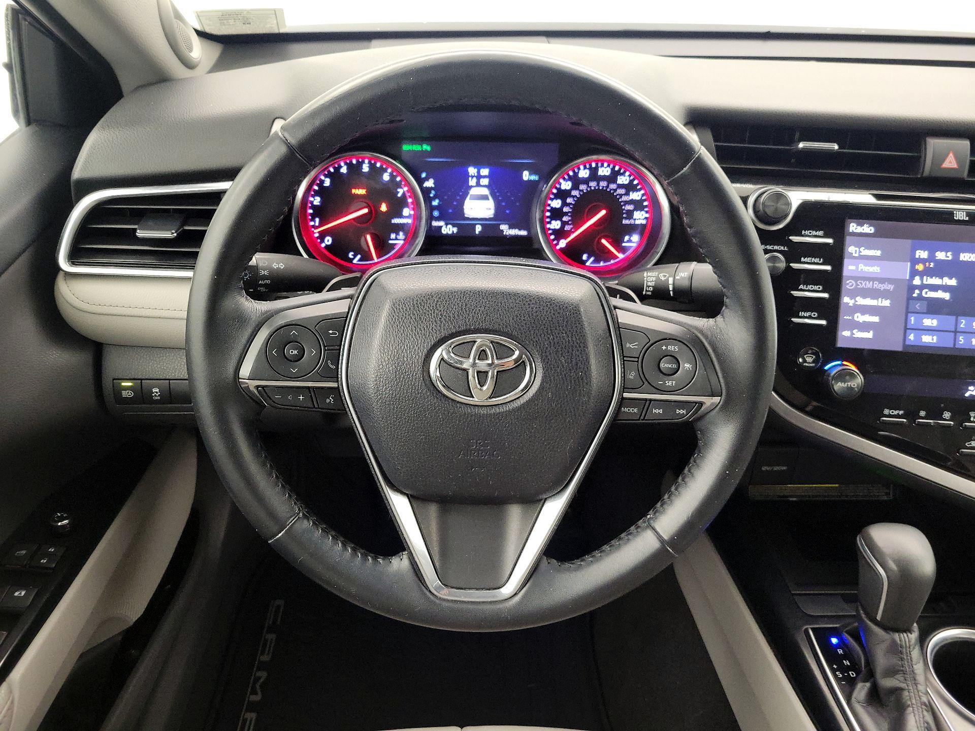 Thumbnail: 2018 Toyota Camry - 10