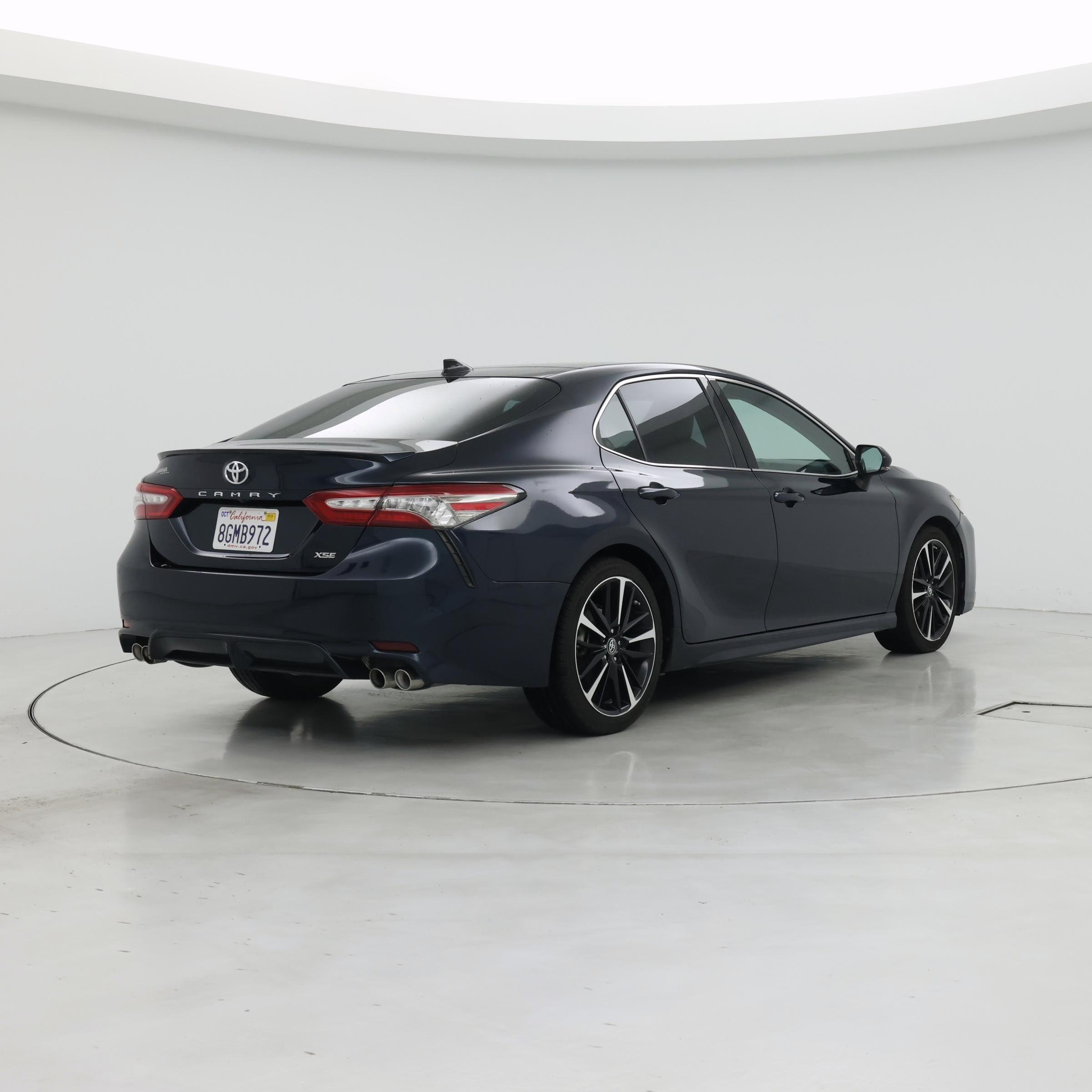 Thumbnail: 2018 Toyota Camry - 8