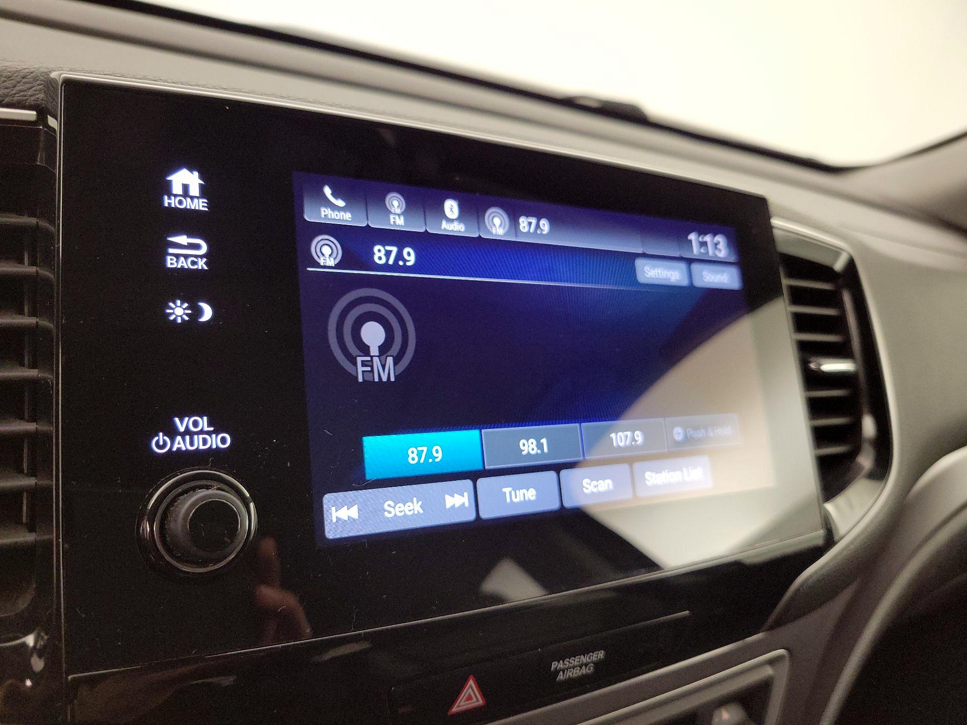 Thumbnail: 2019 Honda Pilot - 14