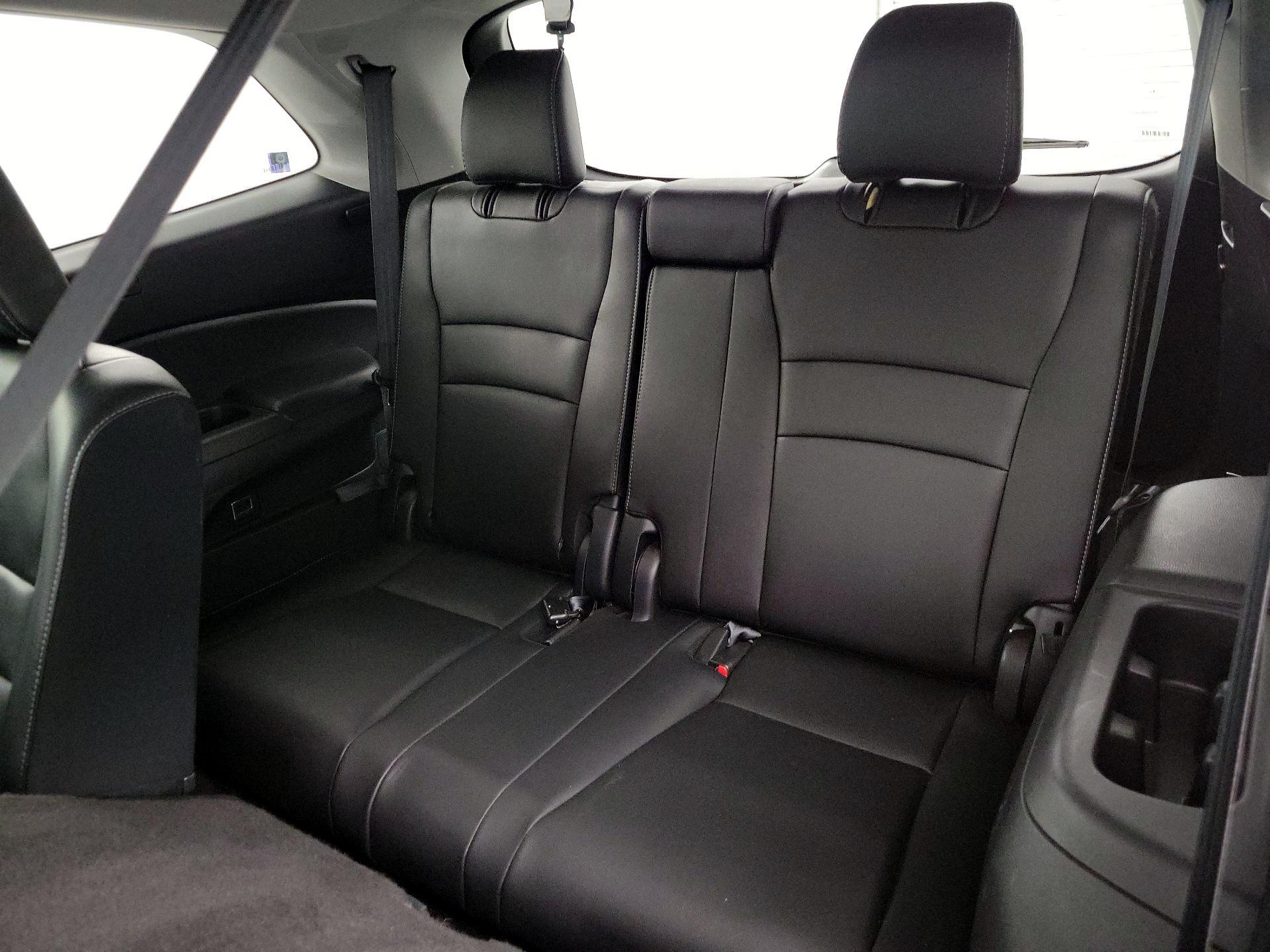 Thumbnail: 2019 Honda Pilot - 19