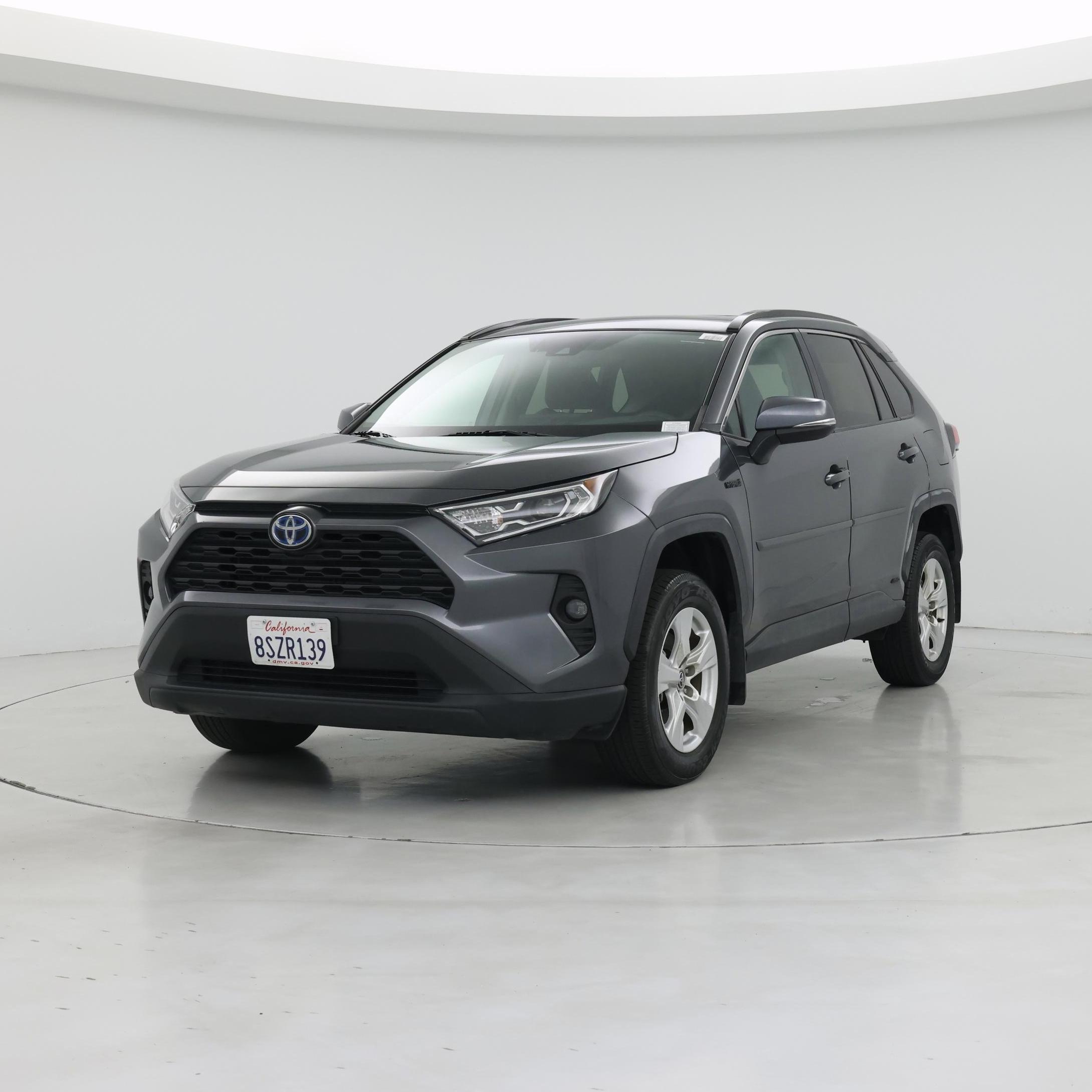 Thumbnail: 2021 Toyota RAV4 - 4