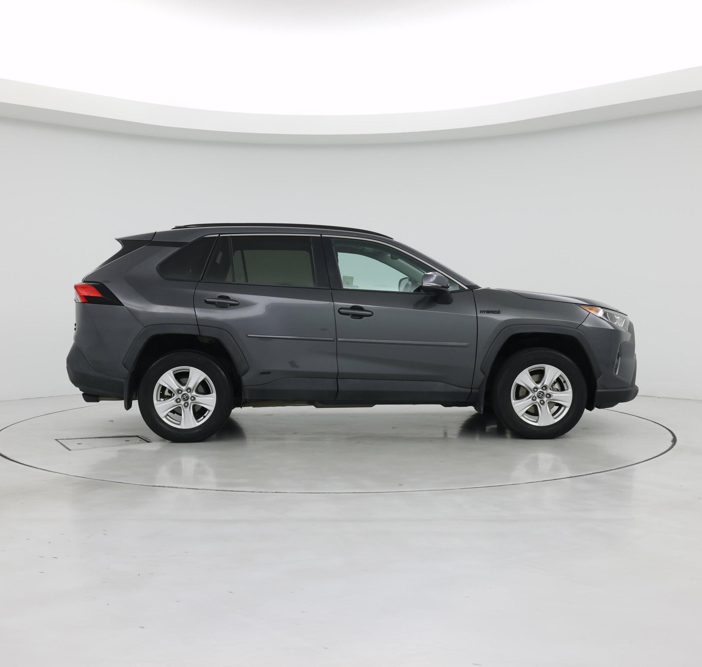 Thumbnail: 2021 Toyota RAV4 - 7
