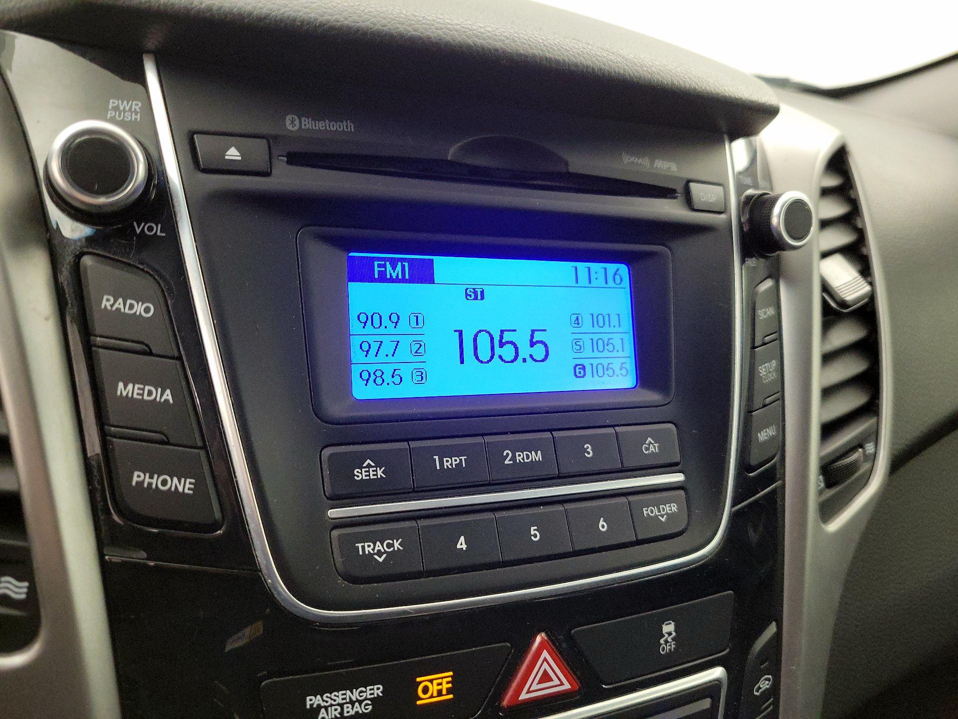 Thumbnail: 2015 Hyundai Elantra - 13