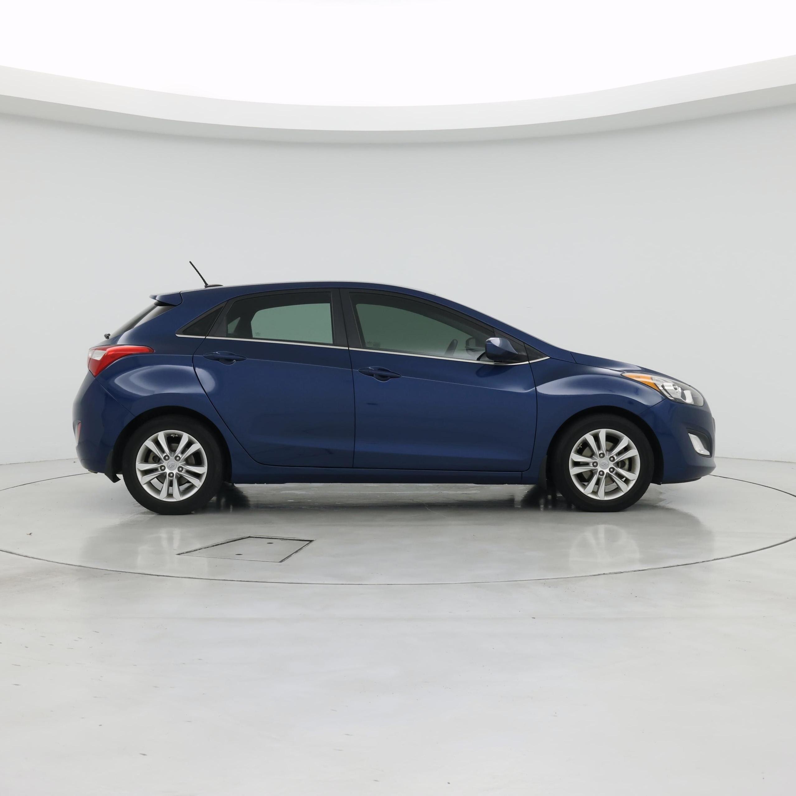 Thumbnail: 2015 Hyundai Elantra - 7