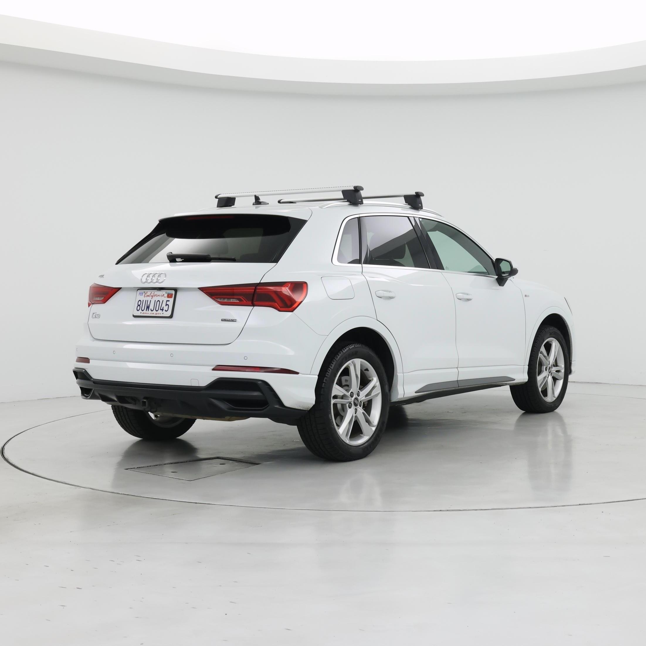 Thumbnail: 2021 Audi Q3 - 8
